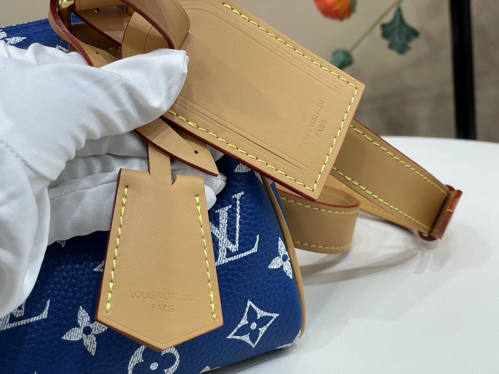 LV 27FW VCICDVH 008 토트백 5