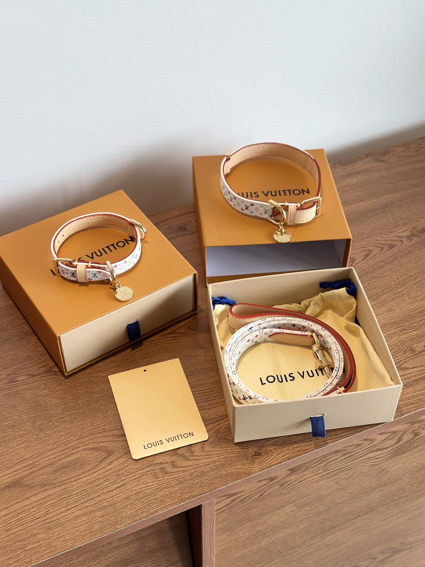 LV 27FW VCICDVH 016 애견목걸이