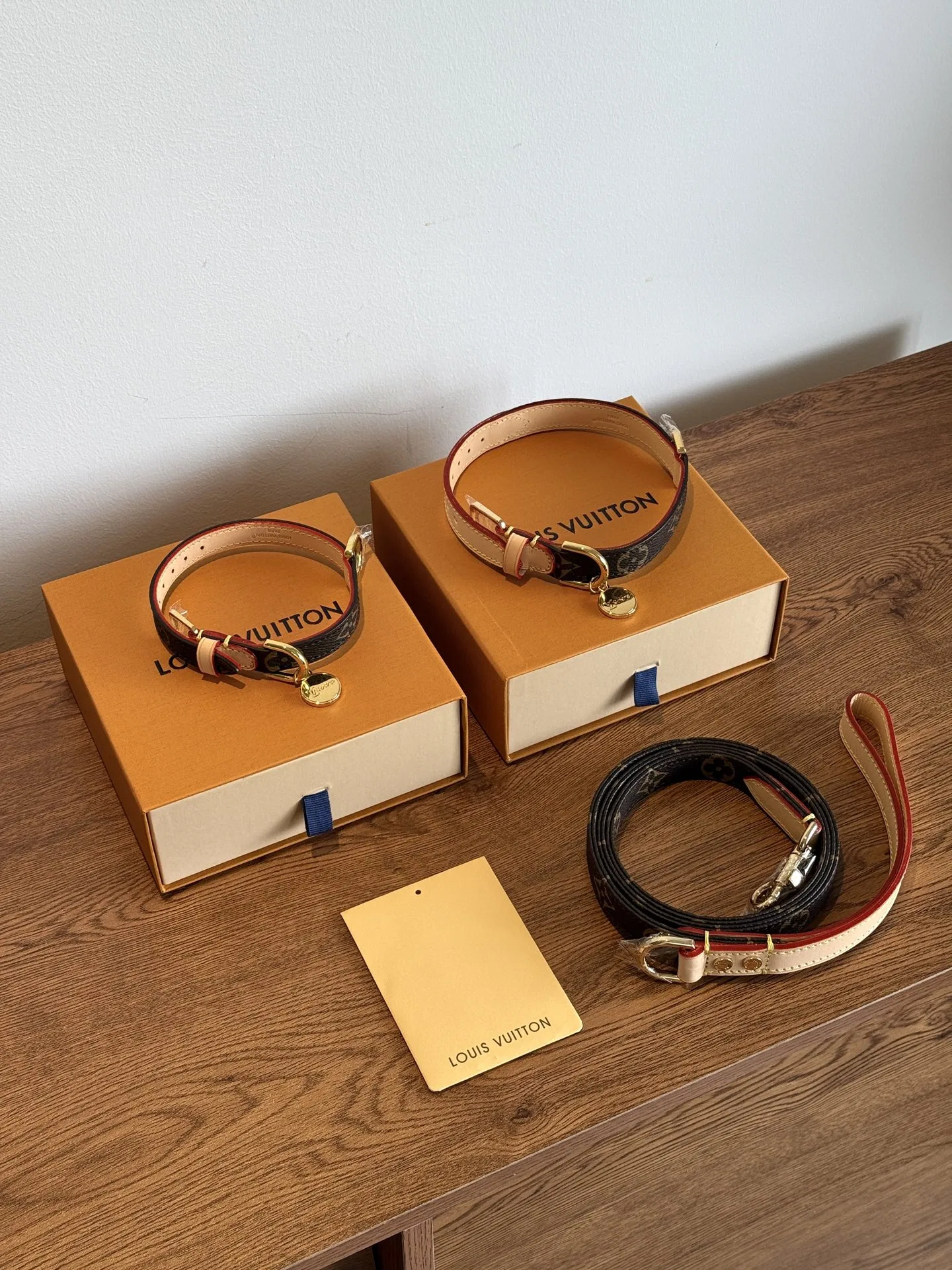 LV 27FW VCICDVH 018 애견목걸이
