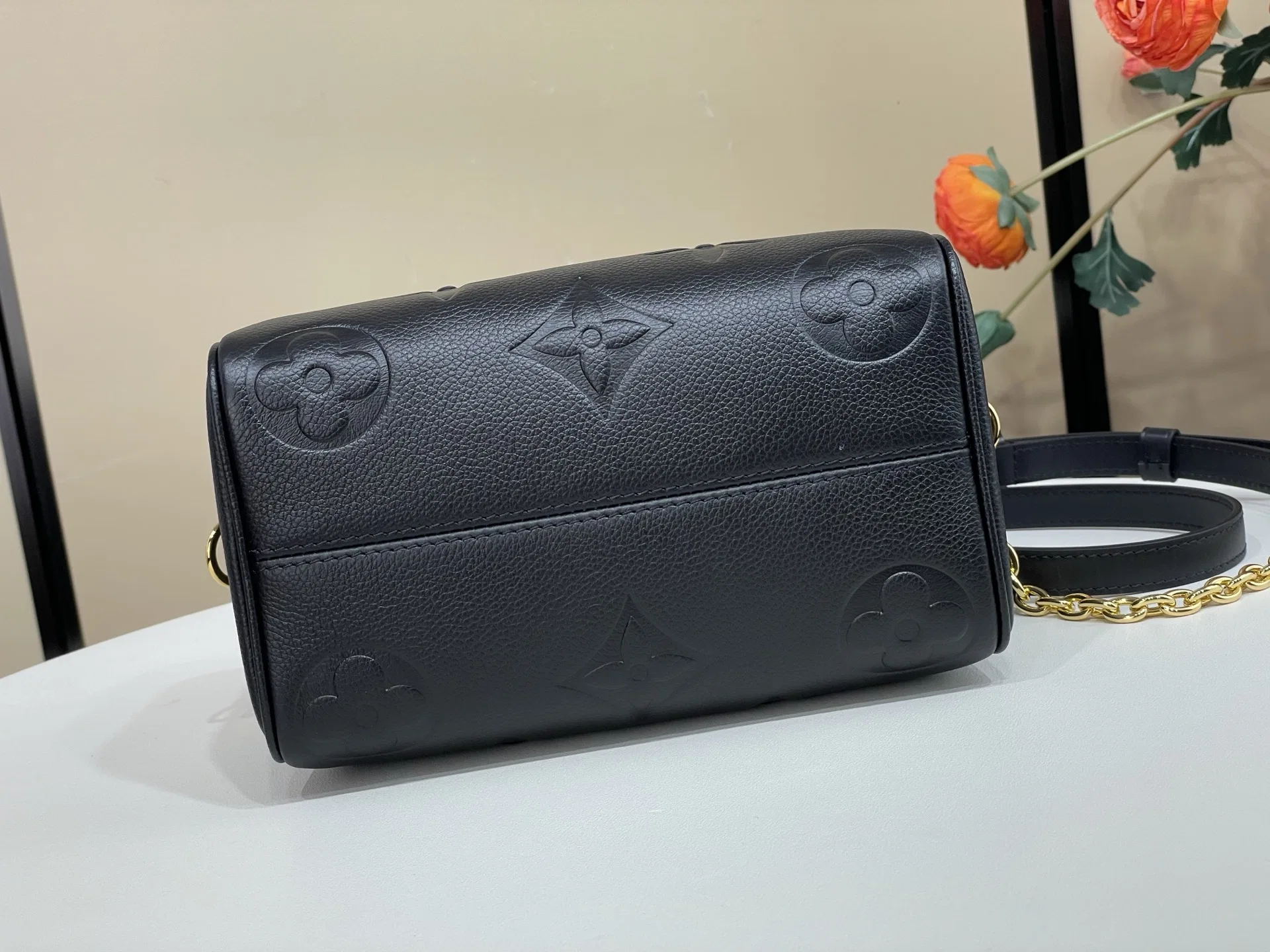 LV 27FW VCICDVH 029 토트백 4