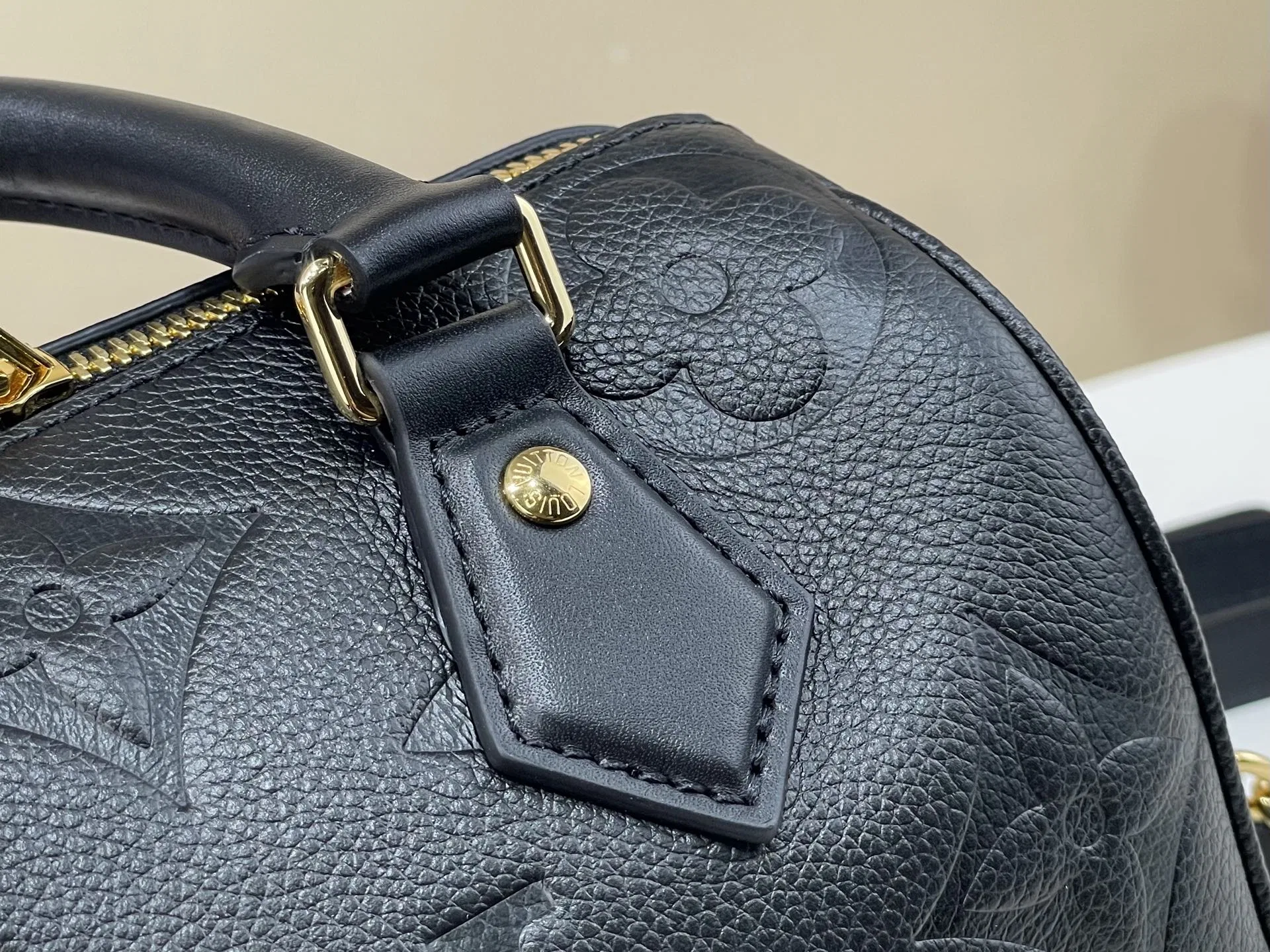 LV 27FW VCICDVH 029 토트백 5