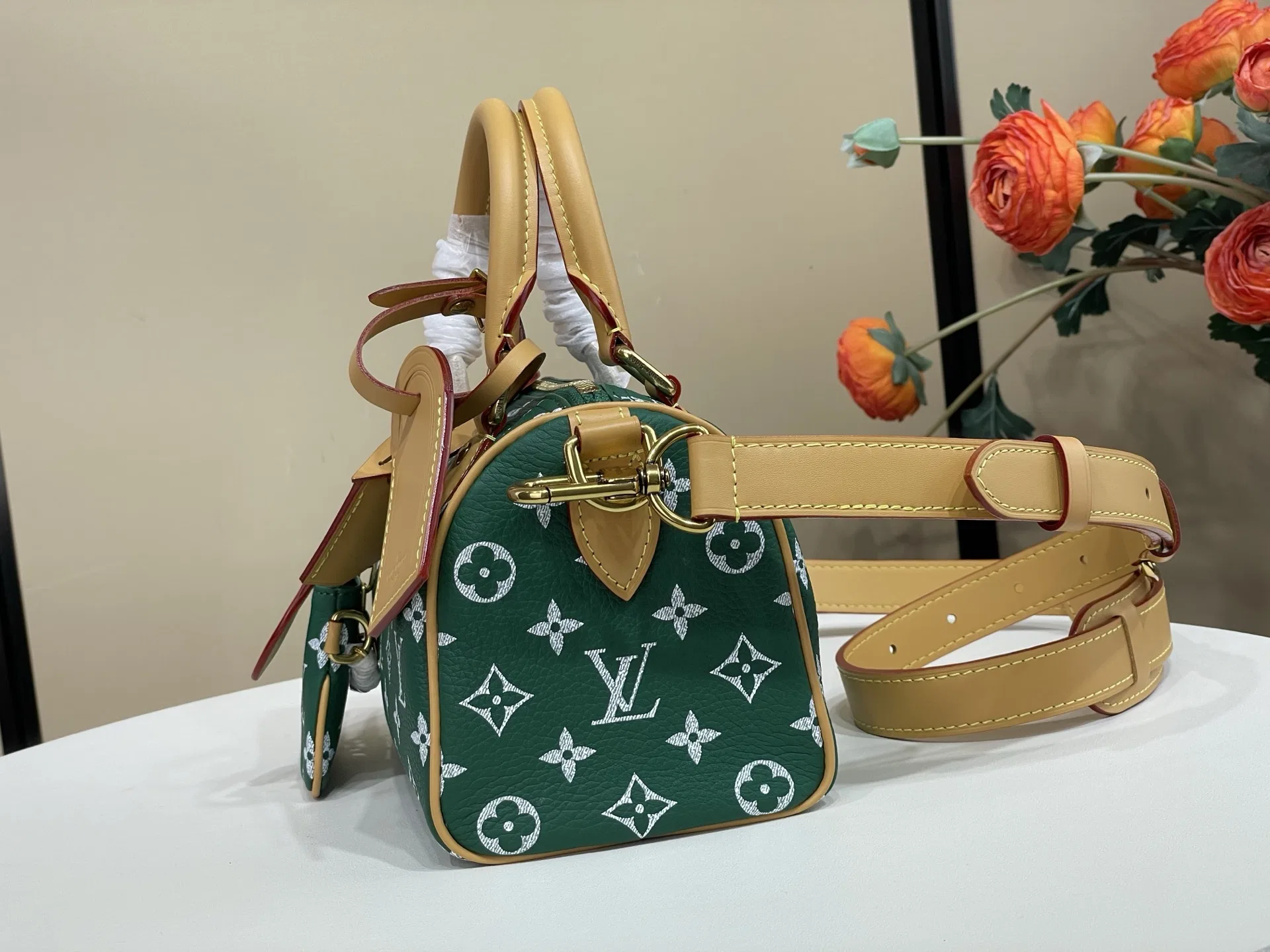 LV 27FW VCICDVH 031 토트백 3