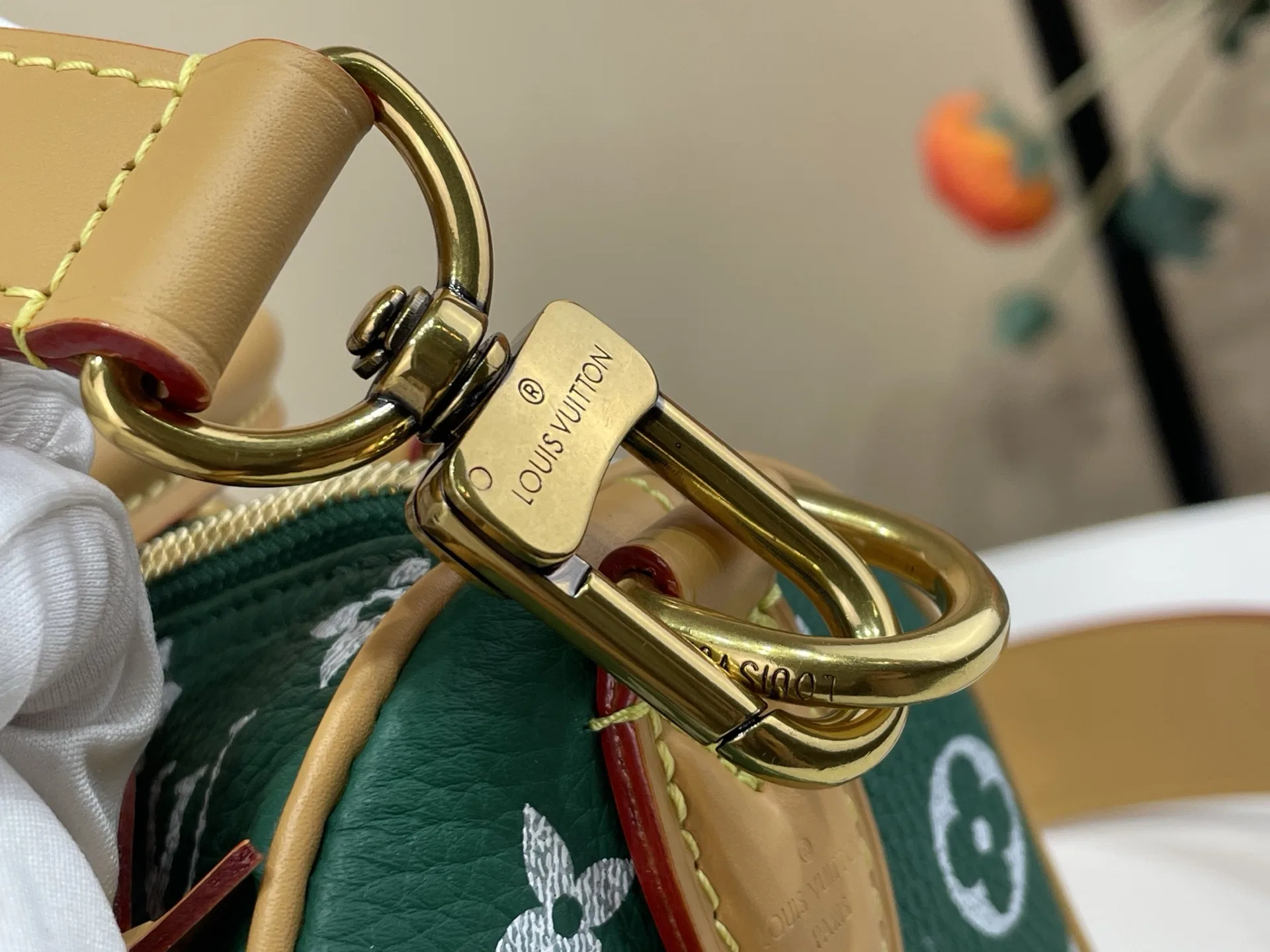 LV 27FW VCICDVH 031 토트백 6