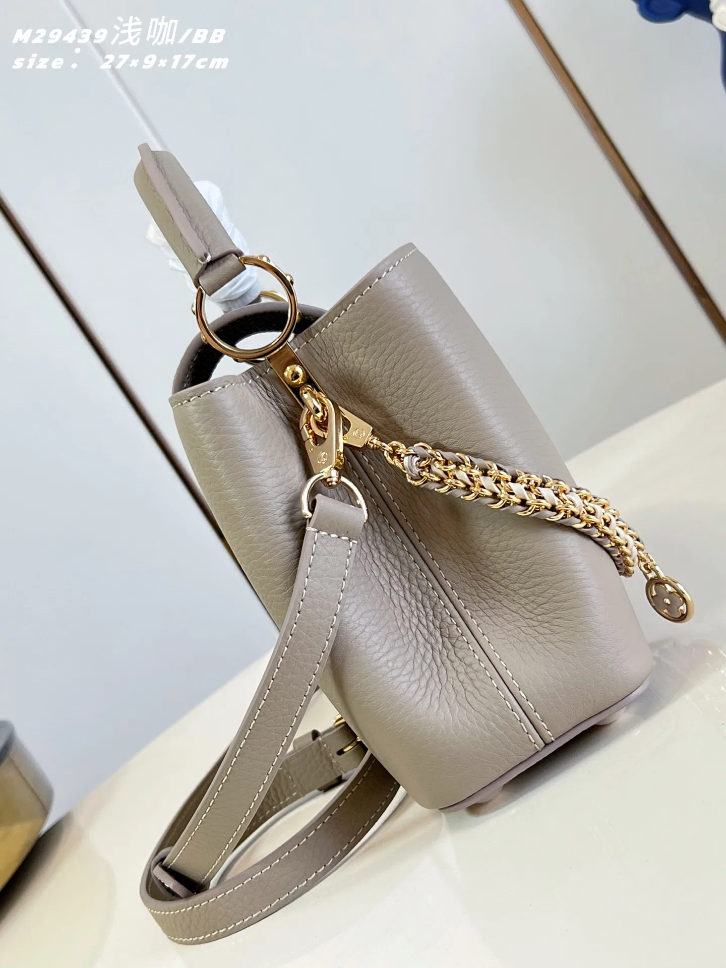 LV 27FW VCICDVH 036 토트백 3