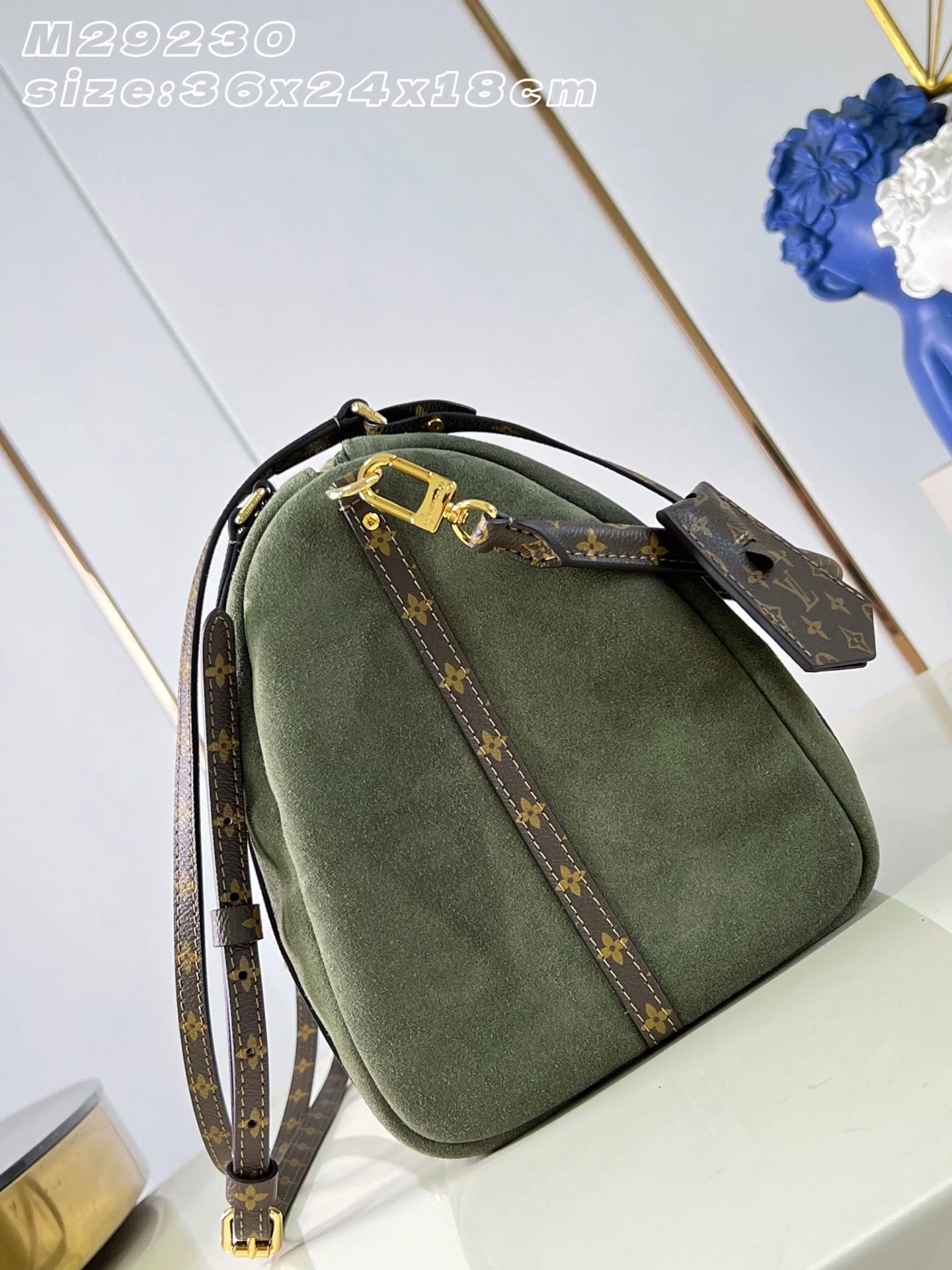 LV 27FW VCICDVH 037 크로스백 3