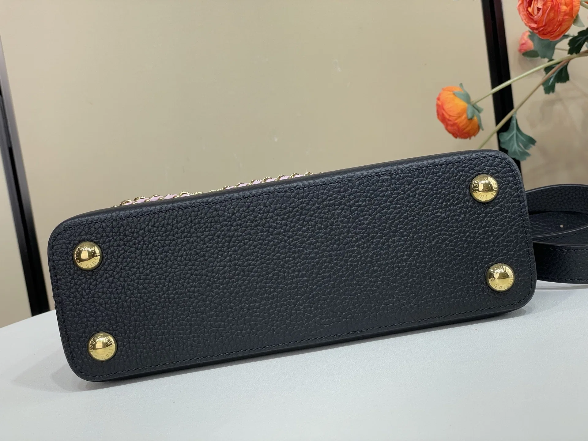 LV 27FW VCICDVH 041 토트백 4