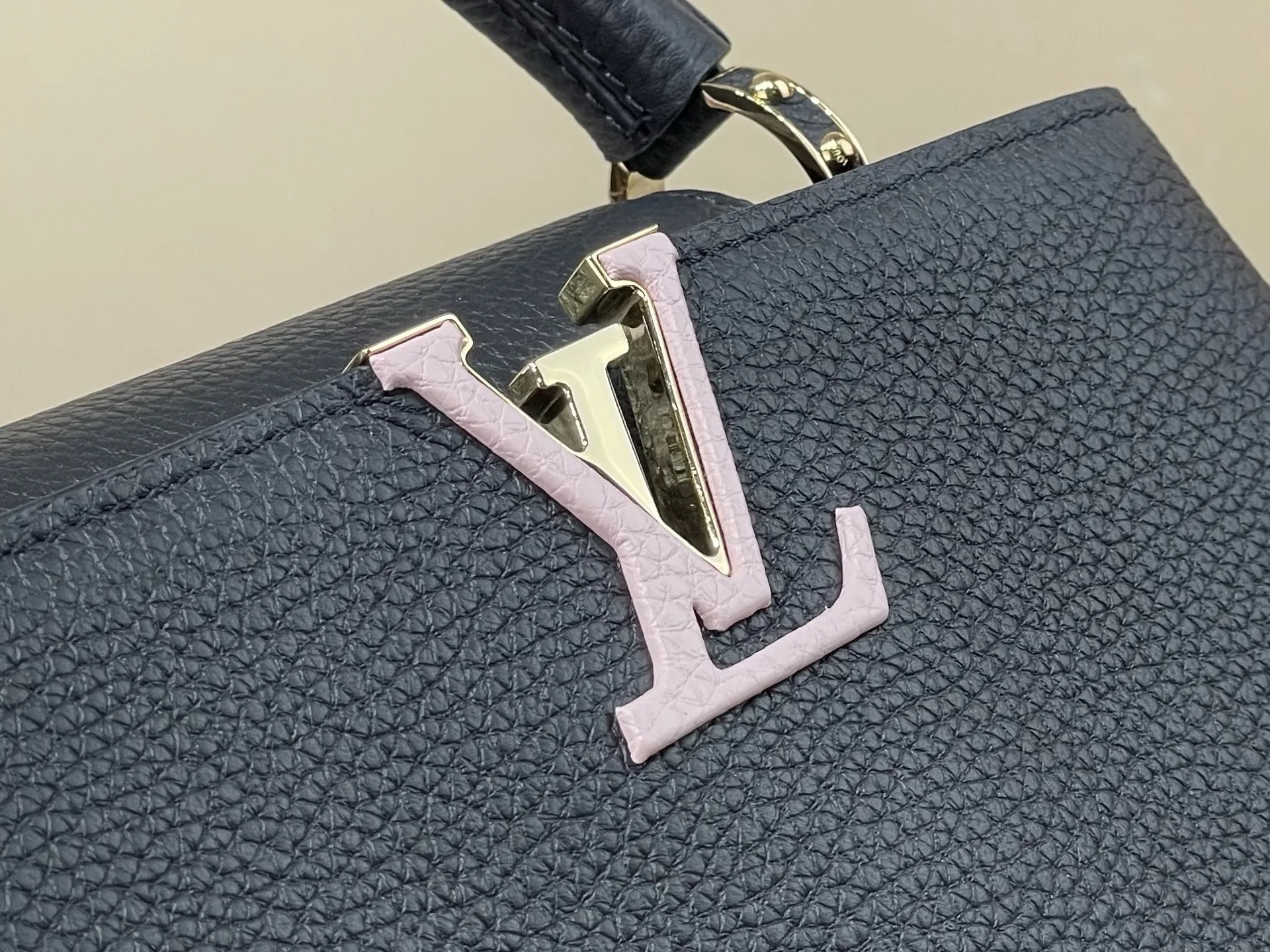 LV 27FW VCICDVH 041 토트백 6
