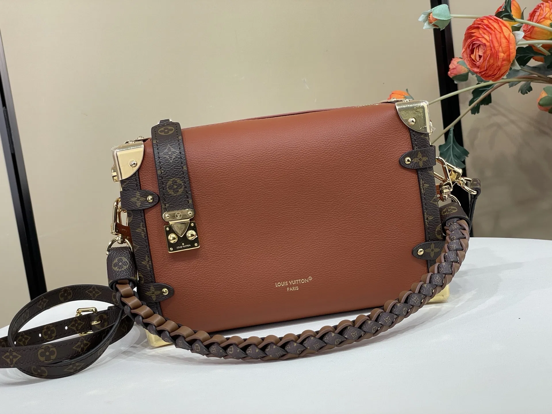 LV 27FW VCICDVH 043 숄더백