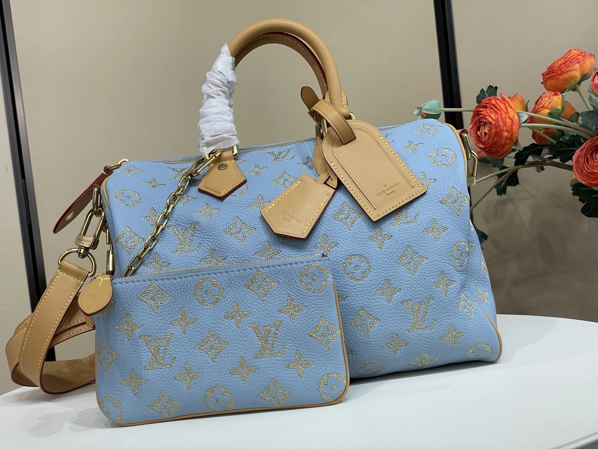 LV 27FW VCICDVH 049 토트백