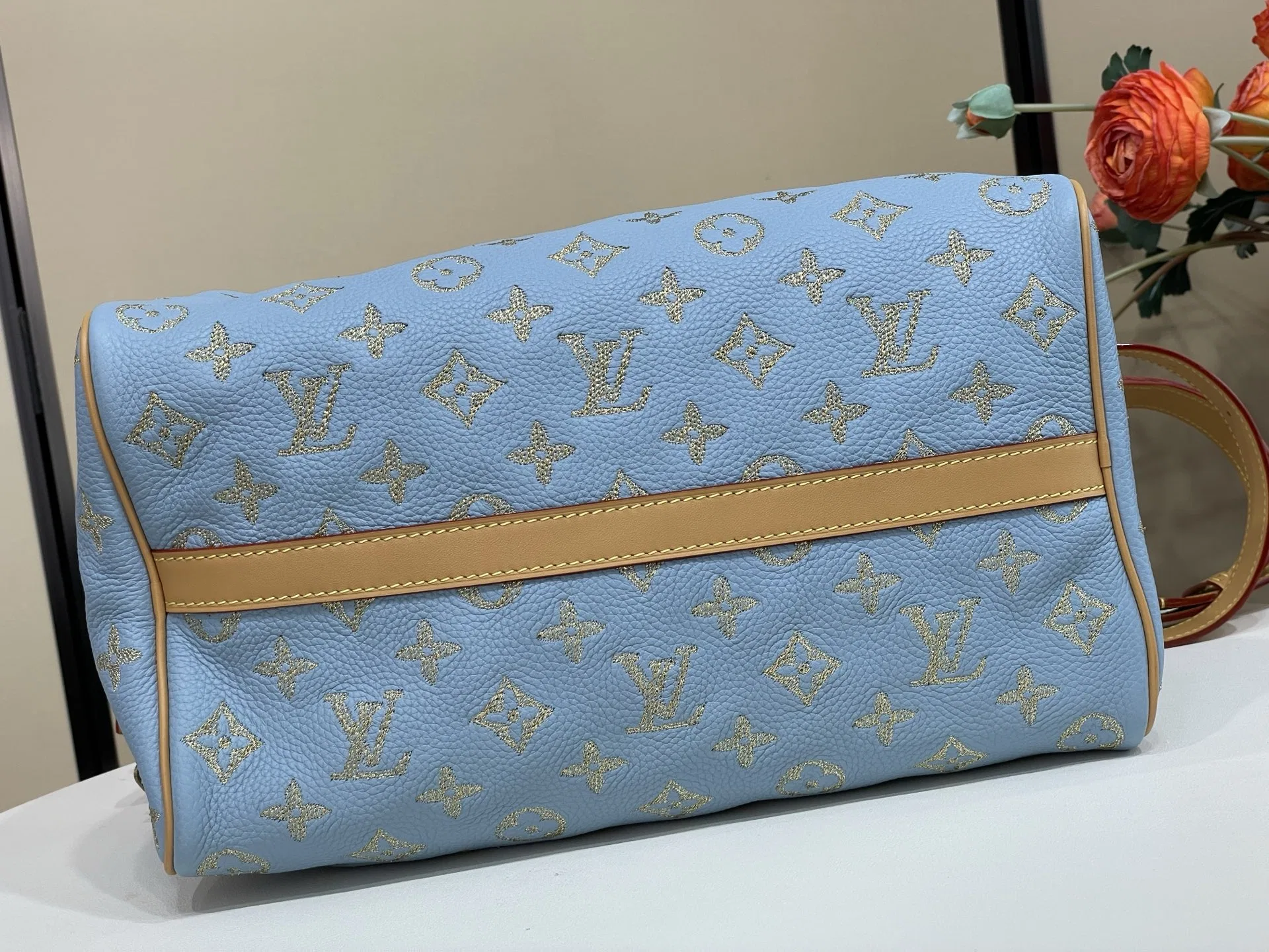 LV 27FW VCICDVH 049 토트백 4