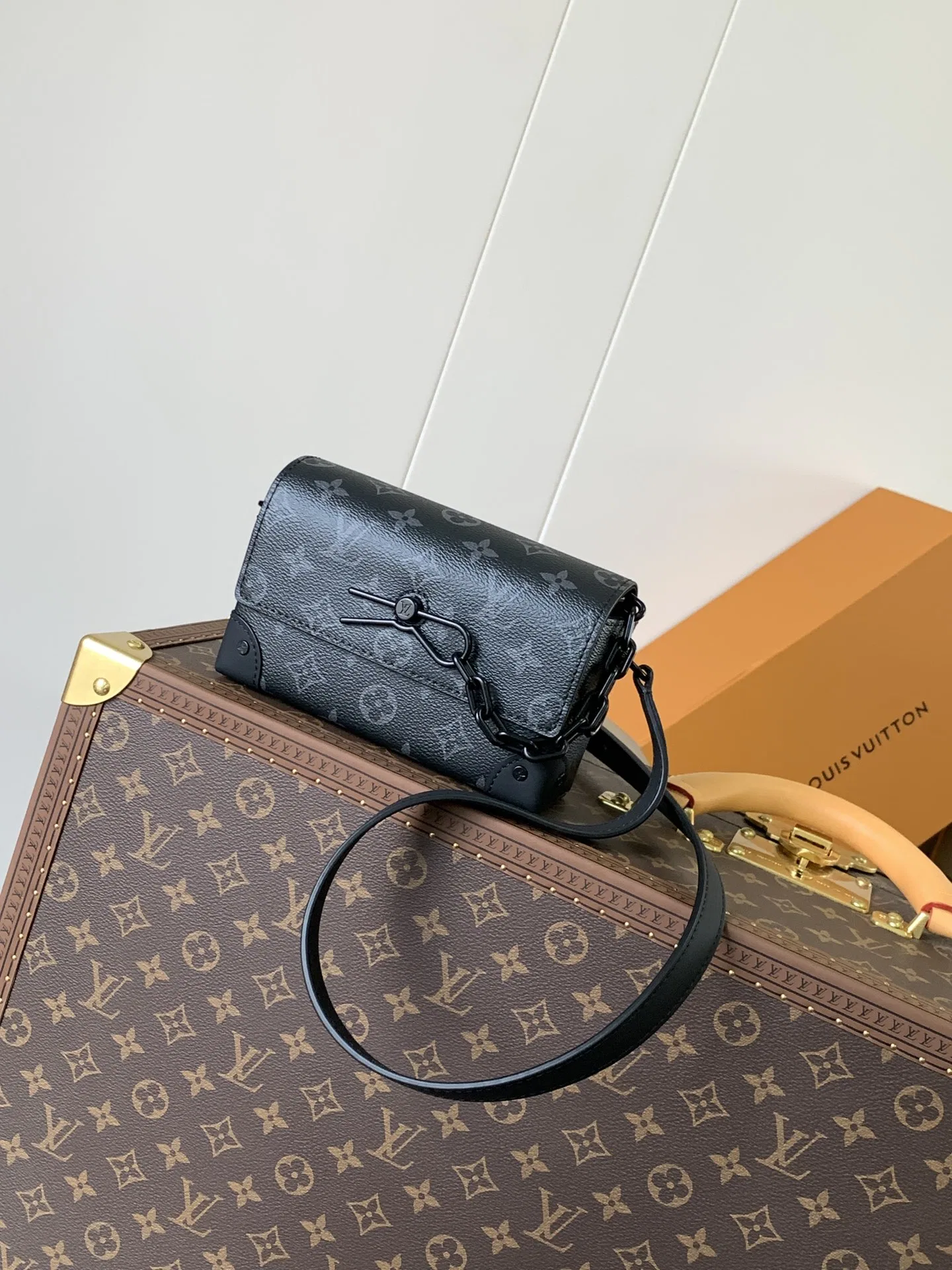 LV 27FW VCICDVH 064 크로스백