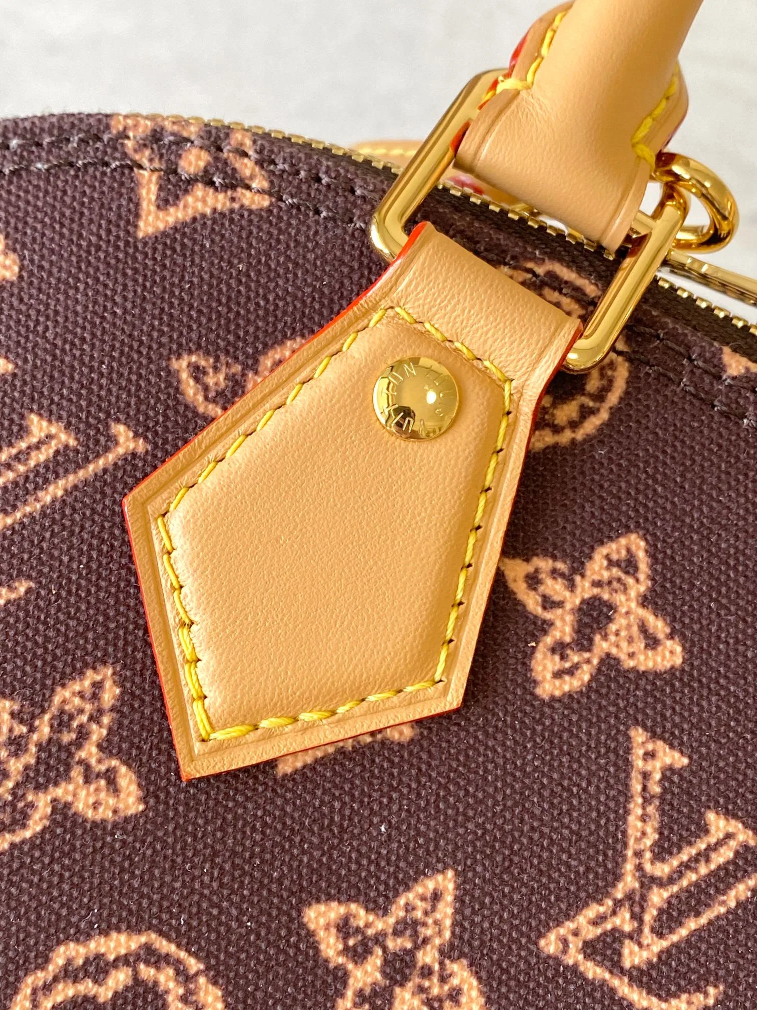 LV 27FW VCICDVH 071 토트백 6