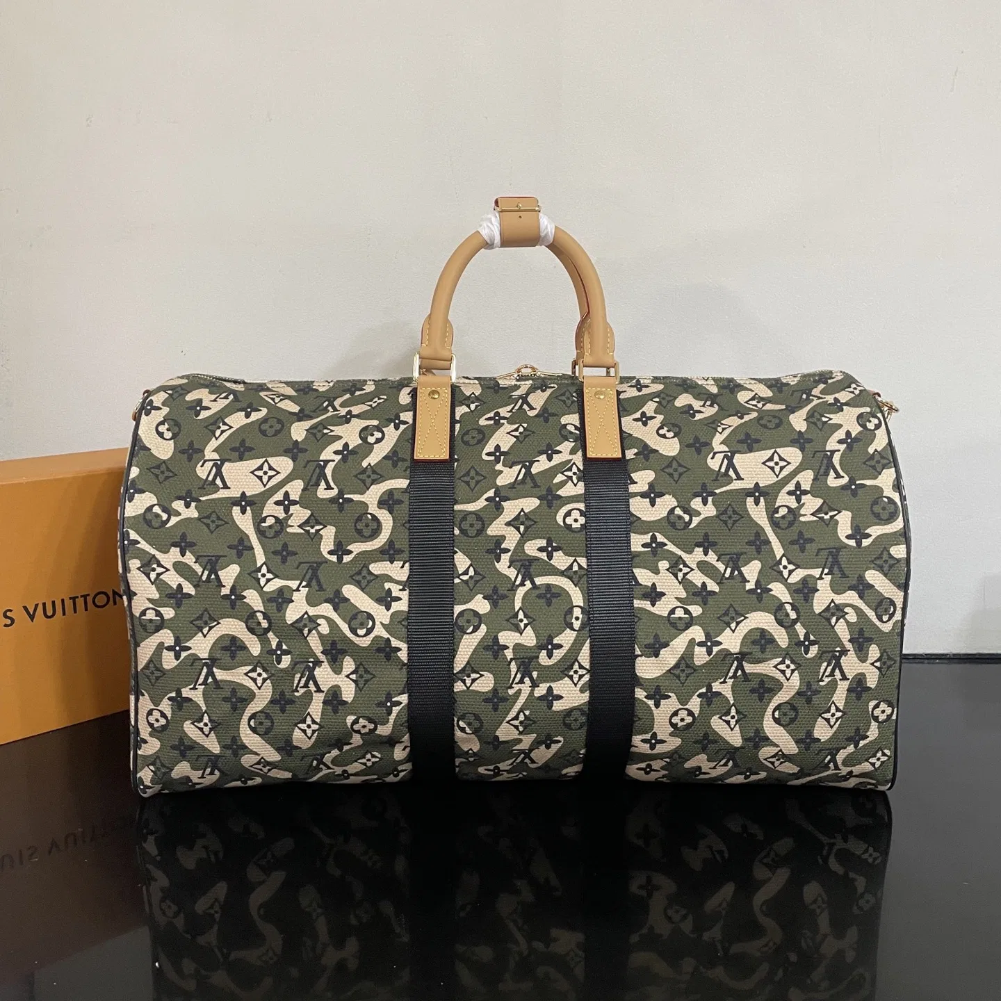 LV 27FW WBOJRAP 071 토트백 3