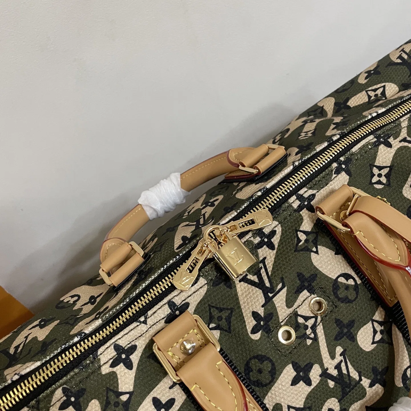 LV 27FW WBOJRAP 071 토트백 6