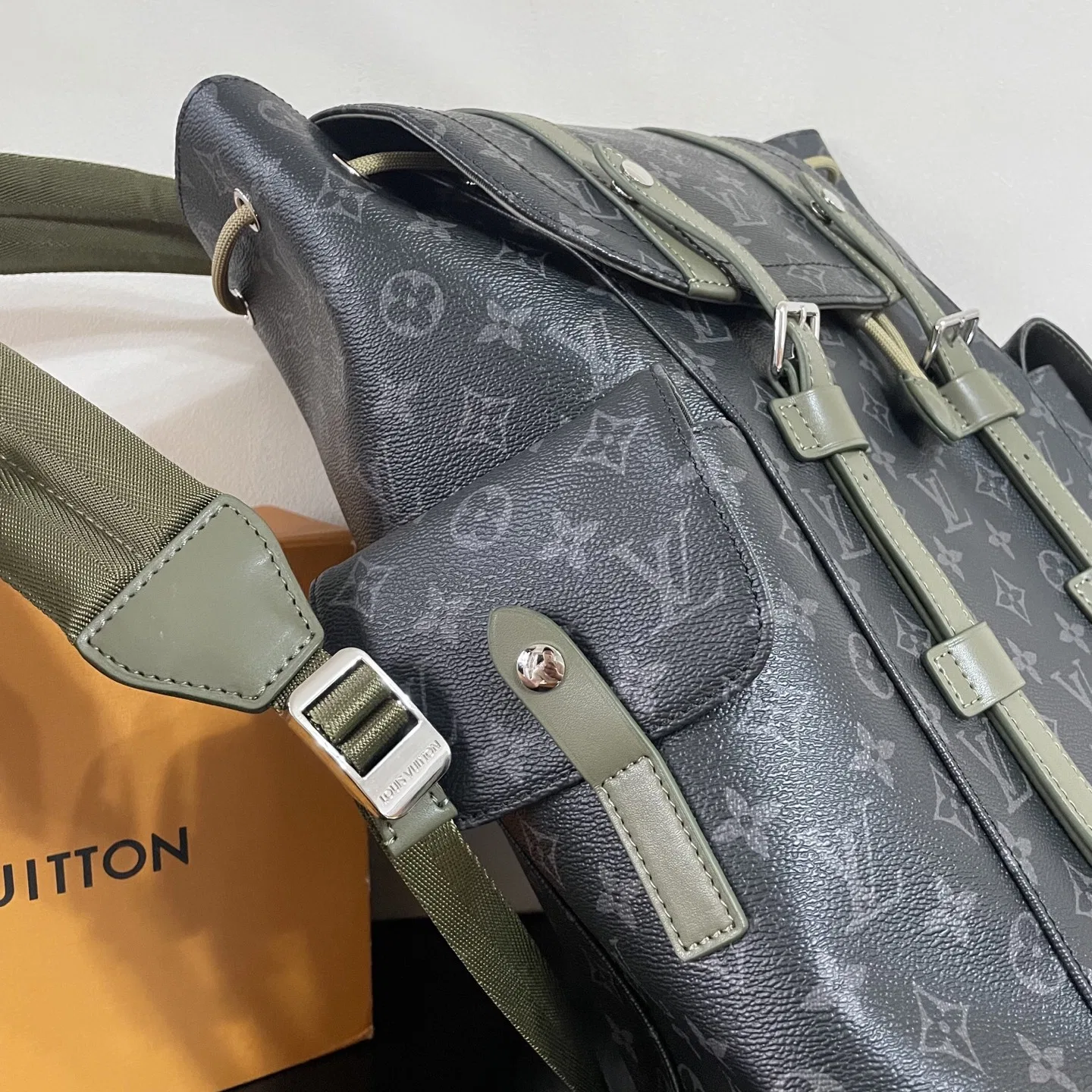 LV 27FW WBOJRAP 072 백팩 6