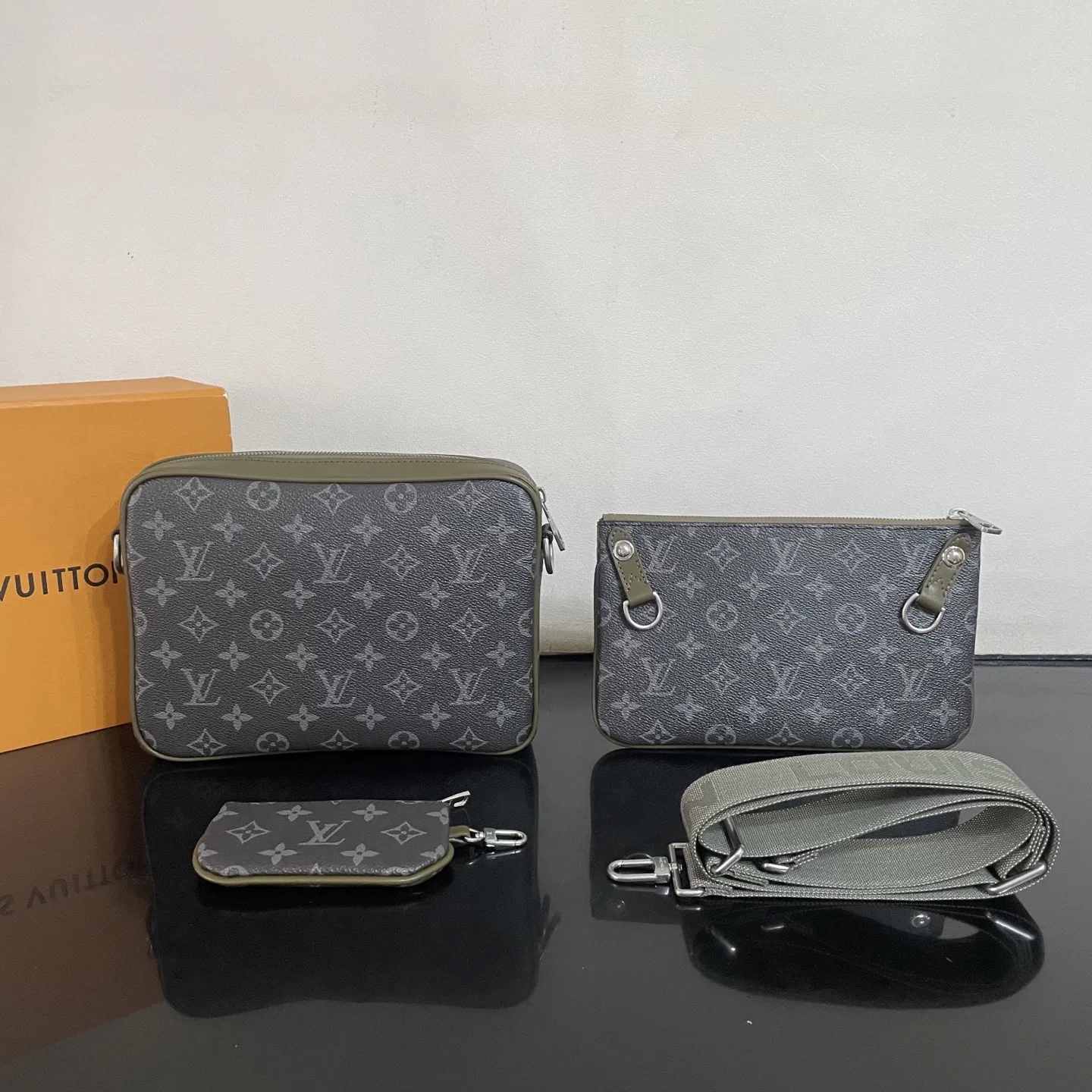 LV 27FW WBOJRAP 073 크로스백 4