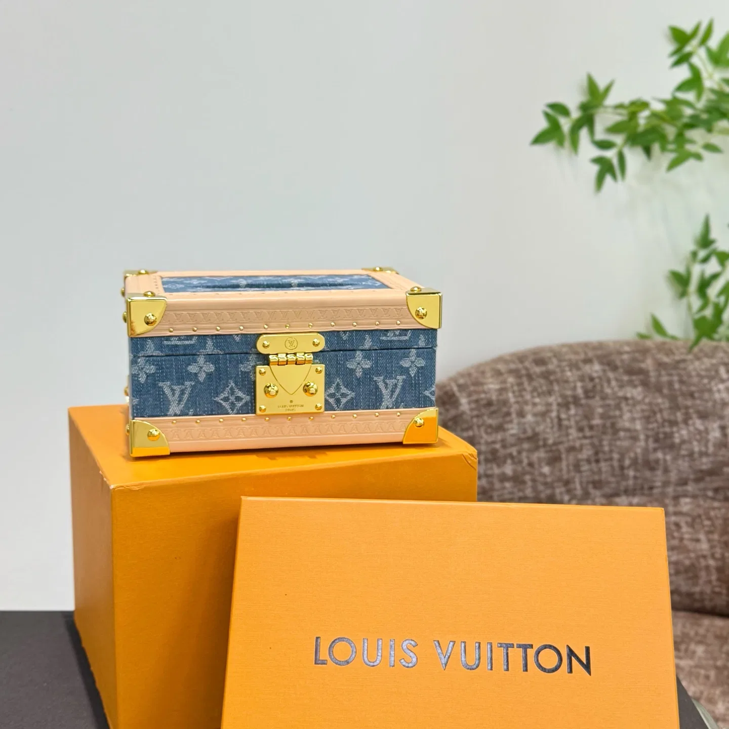 LV 27FW XEHAOGK 008 휴지케이스