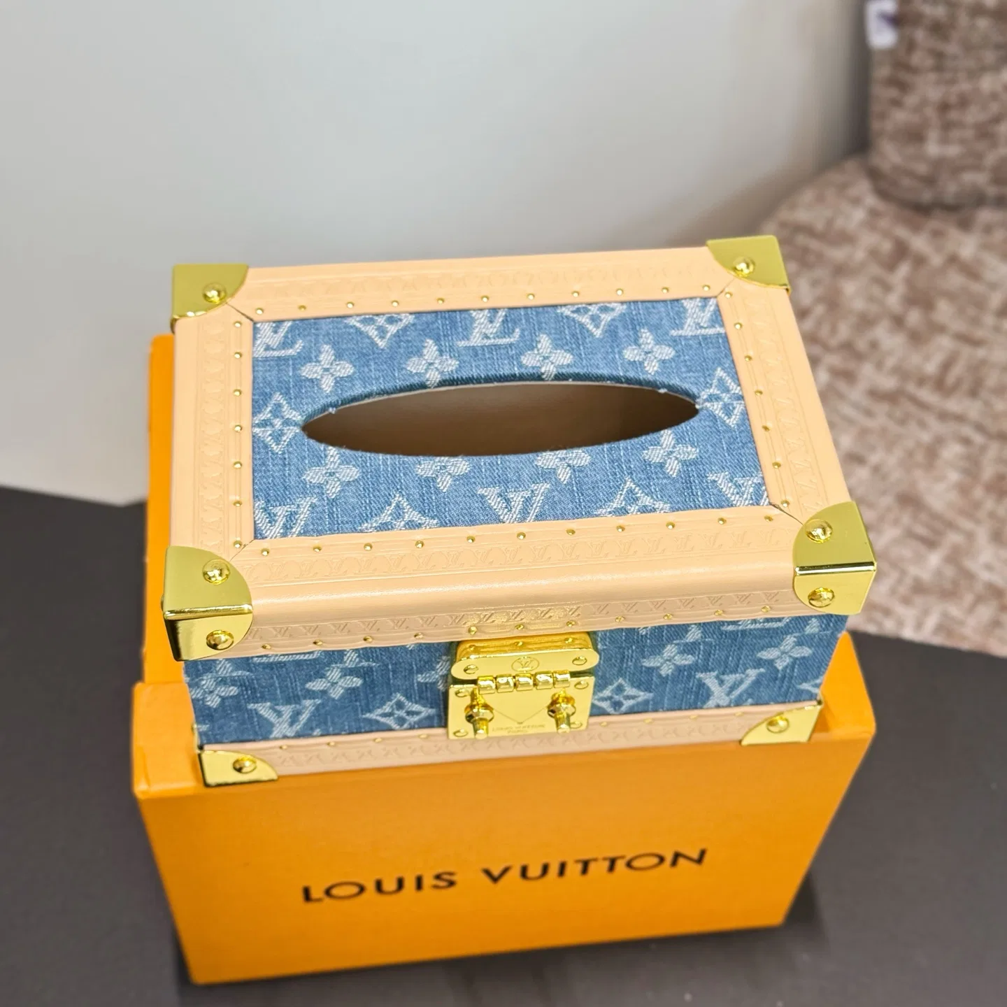 LV 27FW XEHAOGK 008 휴지케이스 3
