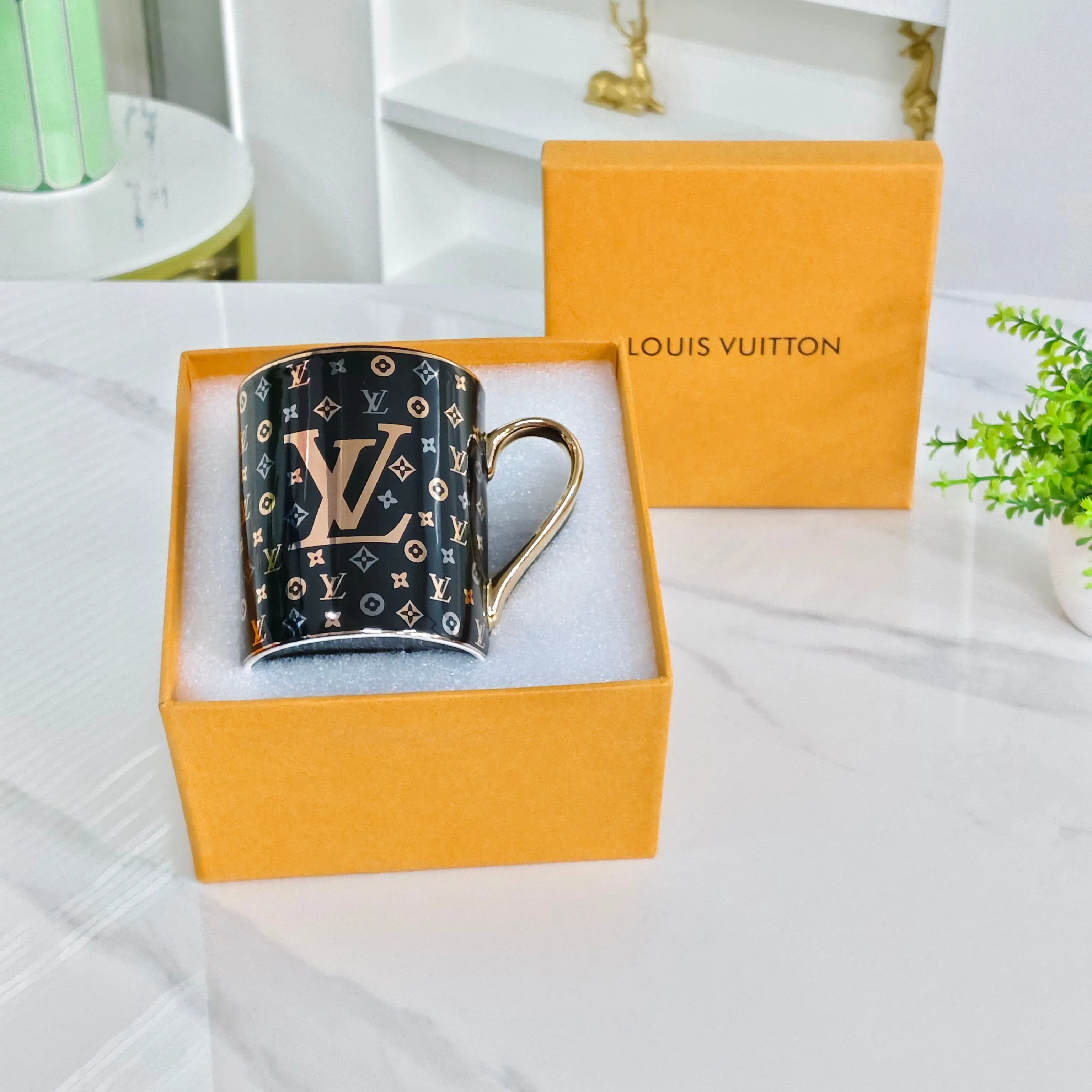 LV 27FW XEHAOGK 014 컵