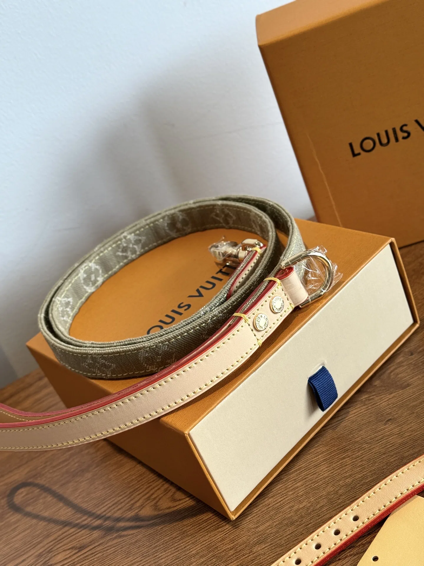 LV 27FW XEHAOGK 019 애견목걸이