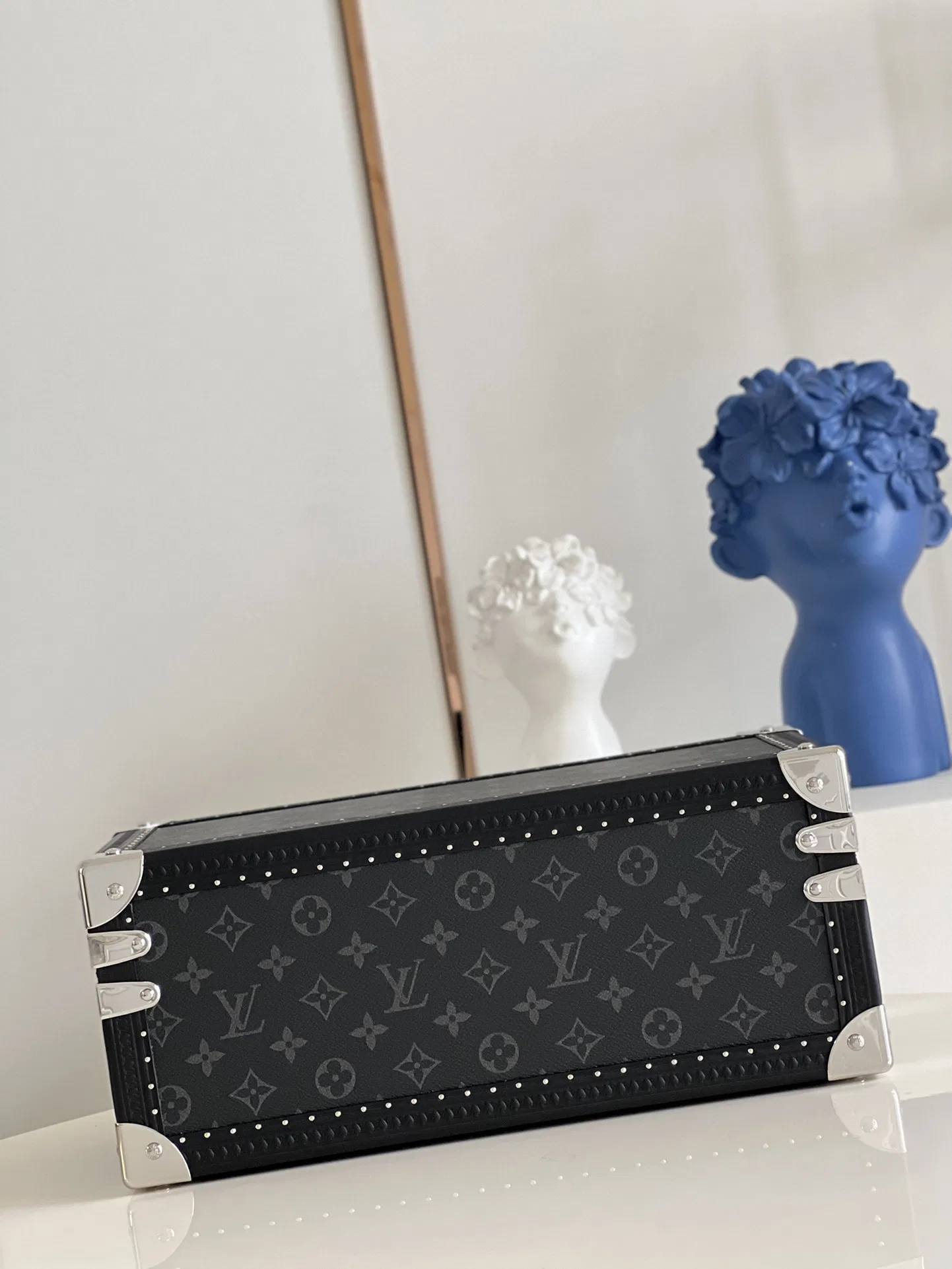 LV 27FW XHWLRED 004 악세사리보관함 3