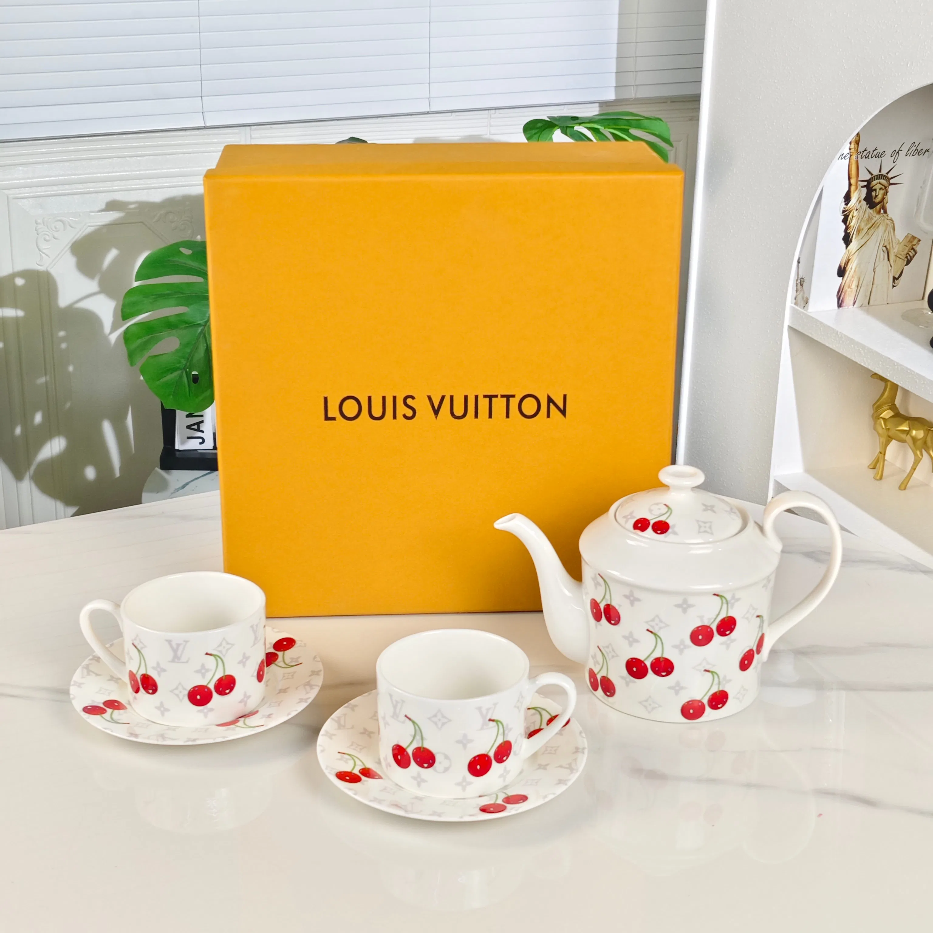 LV 27FW XHWLRED 011 찻잔세트