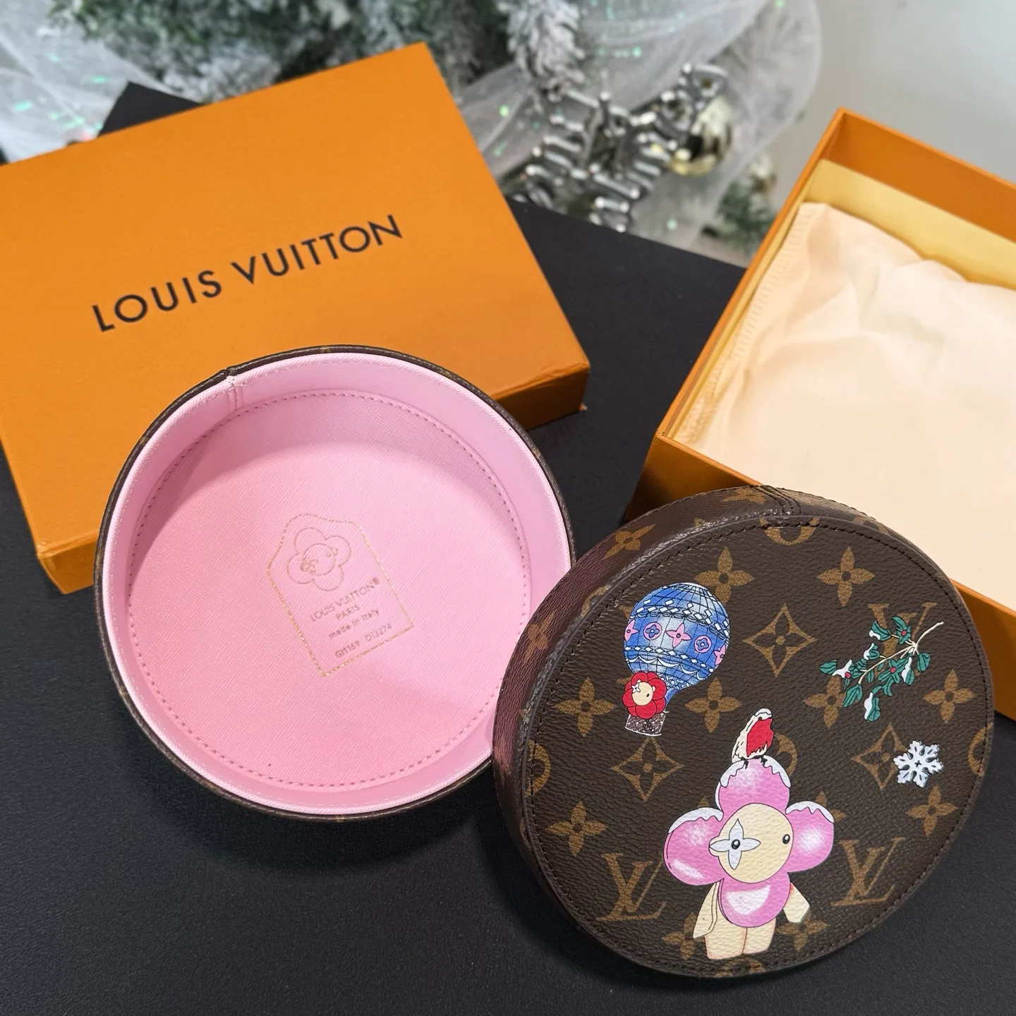 LV 27FW XHWLRED 027 상자 5