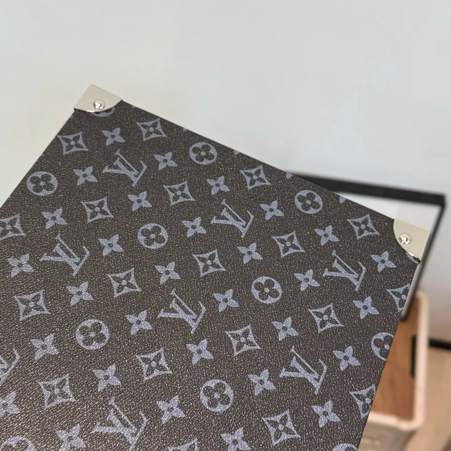 LV 27FW XHWLRED 029 트레이 3