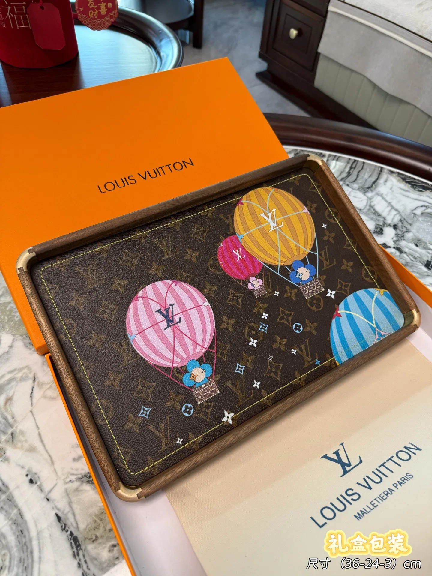 LV 27FW XHWLRED 030 트레이 4