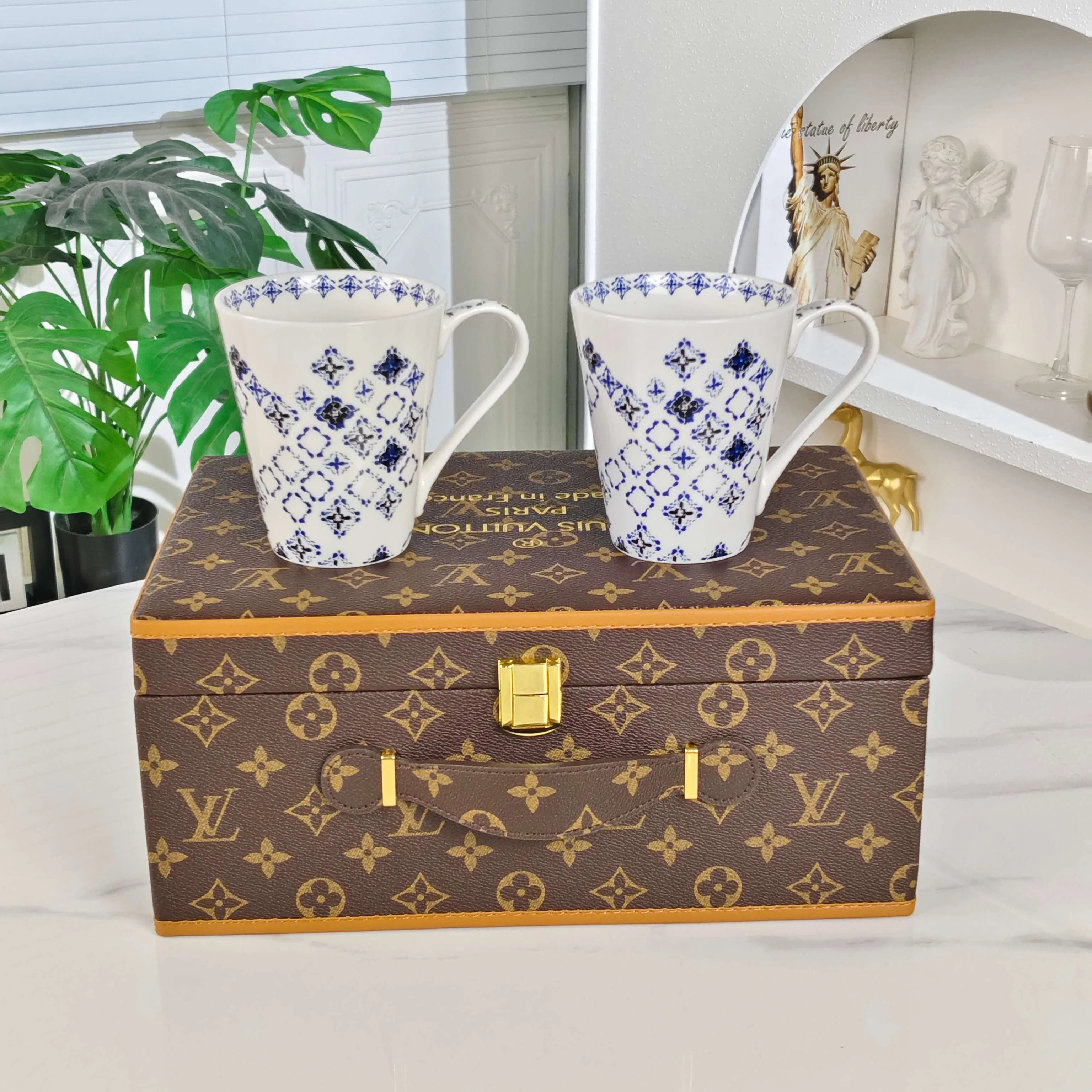 LV 27FW XHWLRED 031 찻잔세트 3