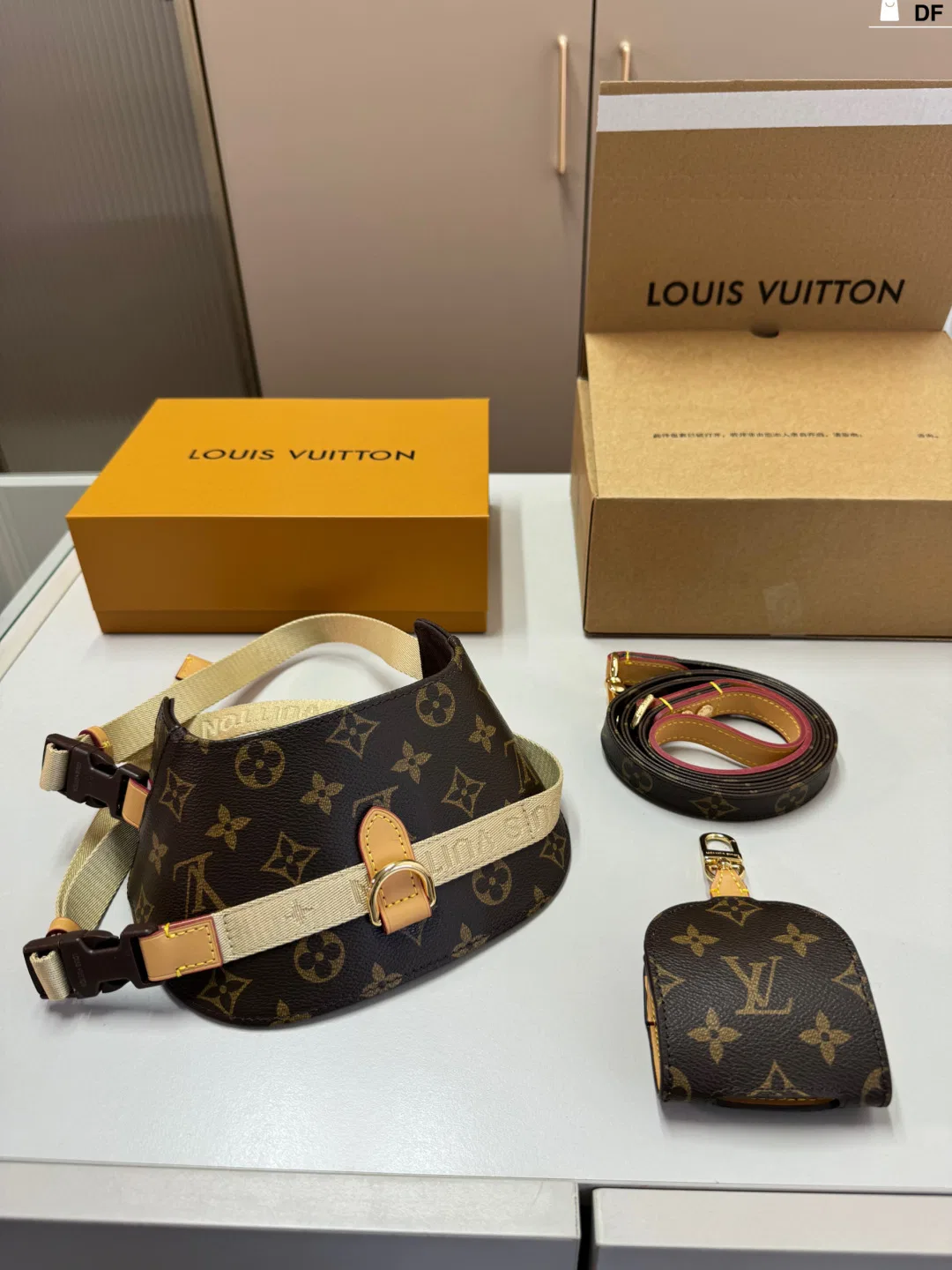 LV 27FW XHWLRED 034 애견목줄세트