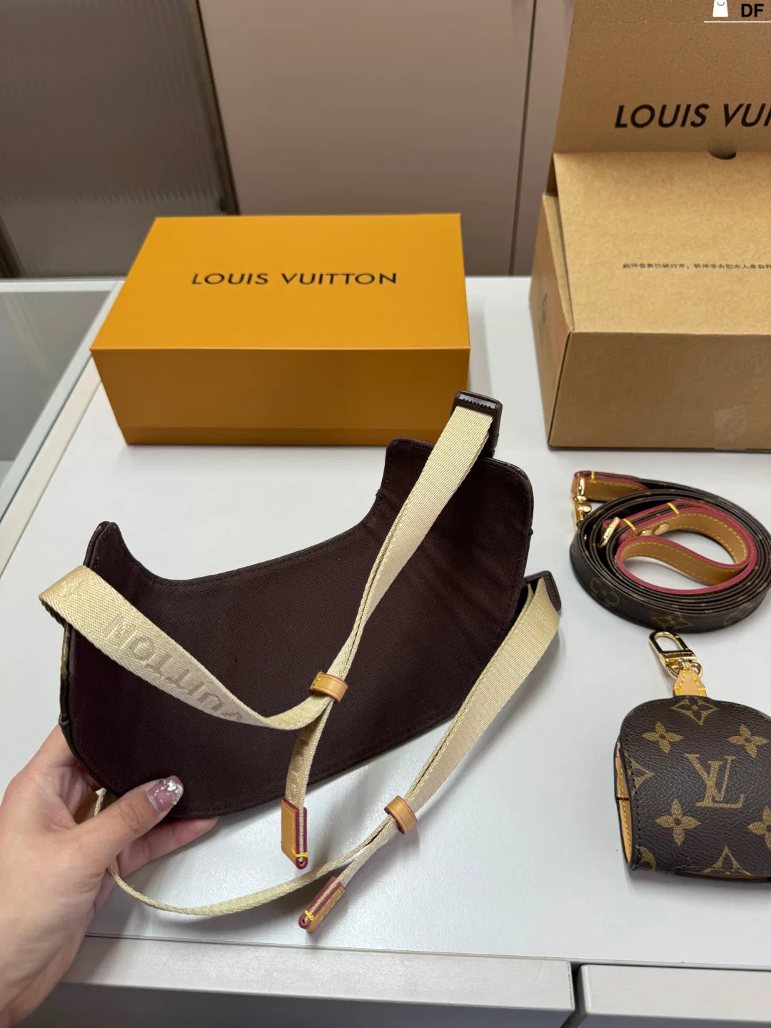 LV 27FW XHWLRED 034 애견목줄세트 6