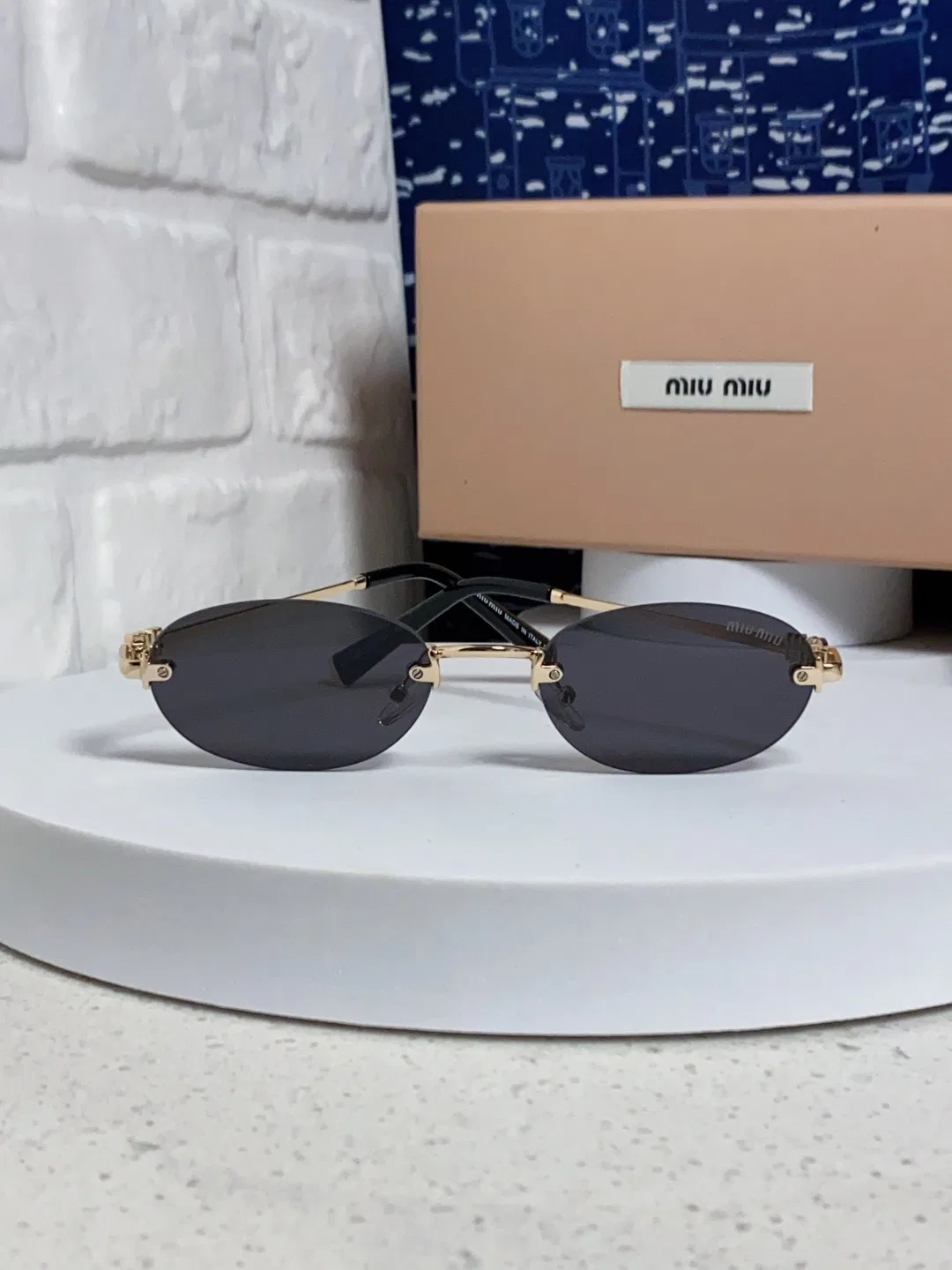 MIU 27FW EAVRMNO 001 선글라스 3
