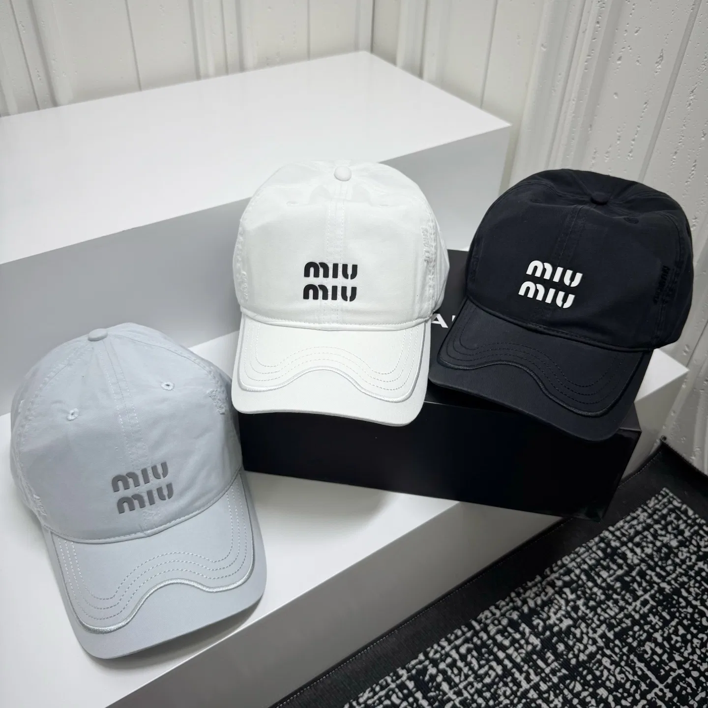 MIU 27FW KKBSXQZ 008 썬캡 6