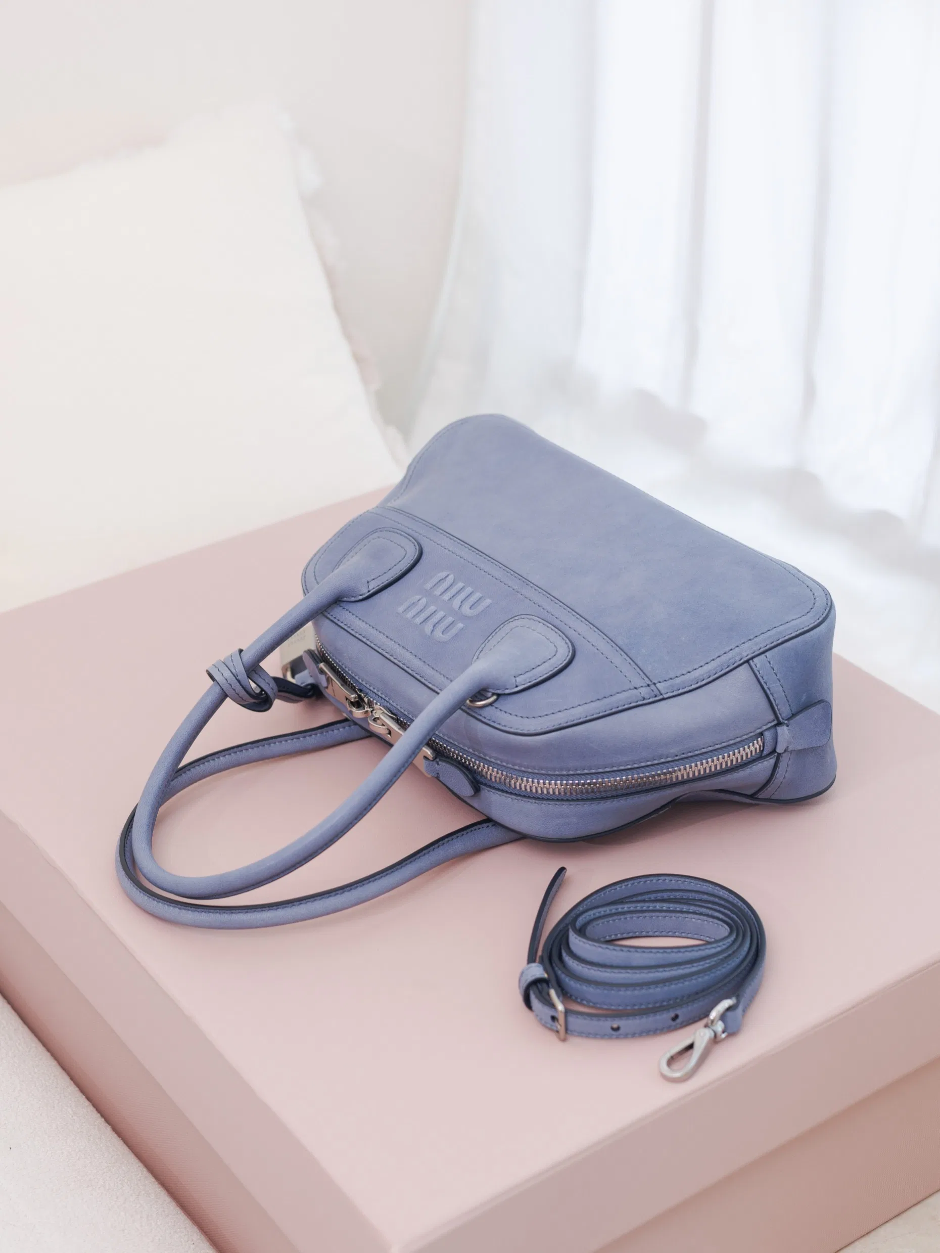 MIU 27FW OMDCLSE 006 토트백 6
