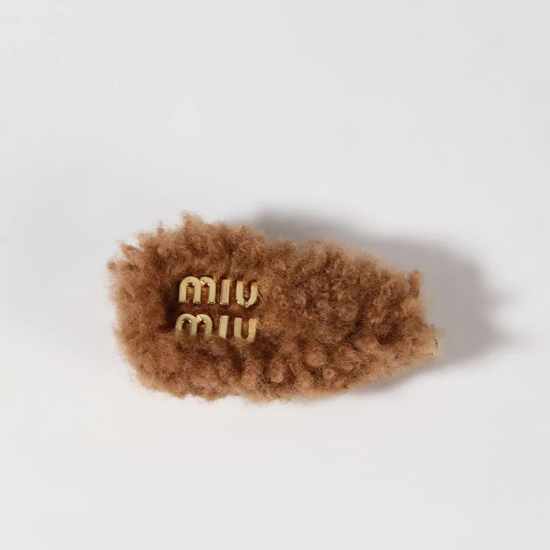 MIU 27FW RSHPGVI 002 헤어핀 6