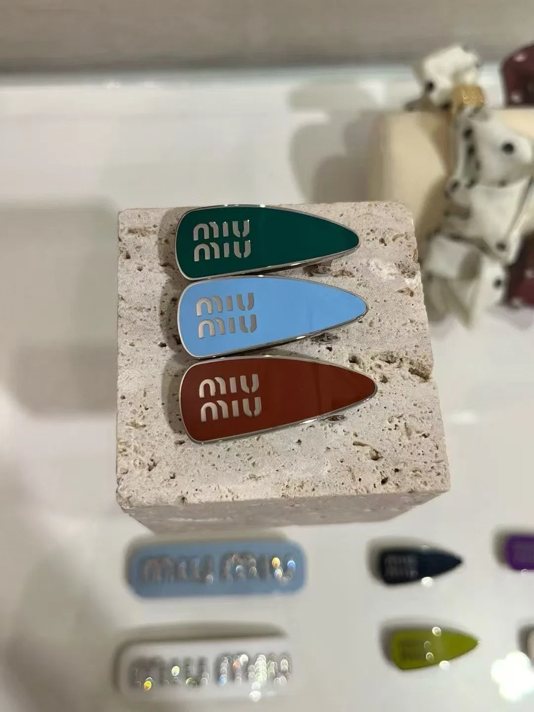 MIU 27FW RSHPGVI 006 헤어핀 5