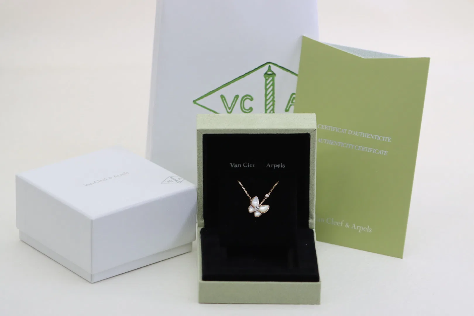 VANCLEEF 27FW AKOWINO 003 목걸이 3