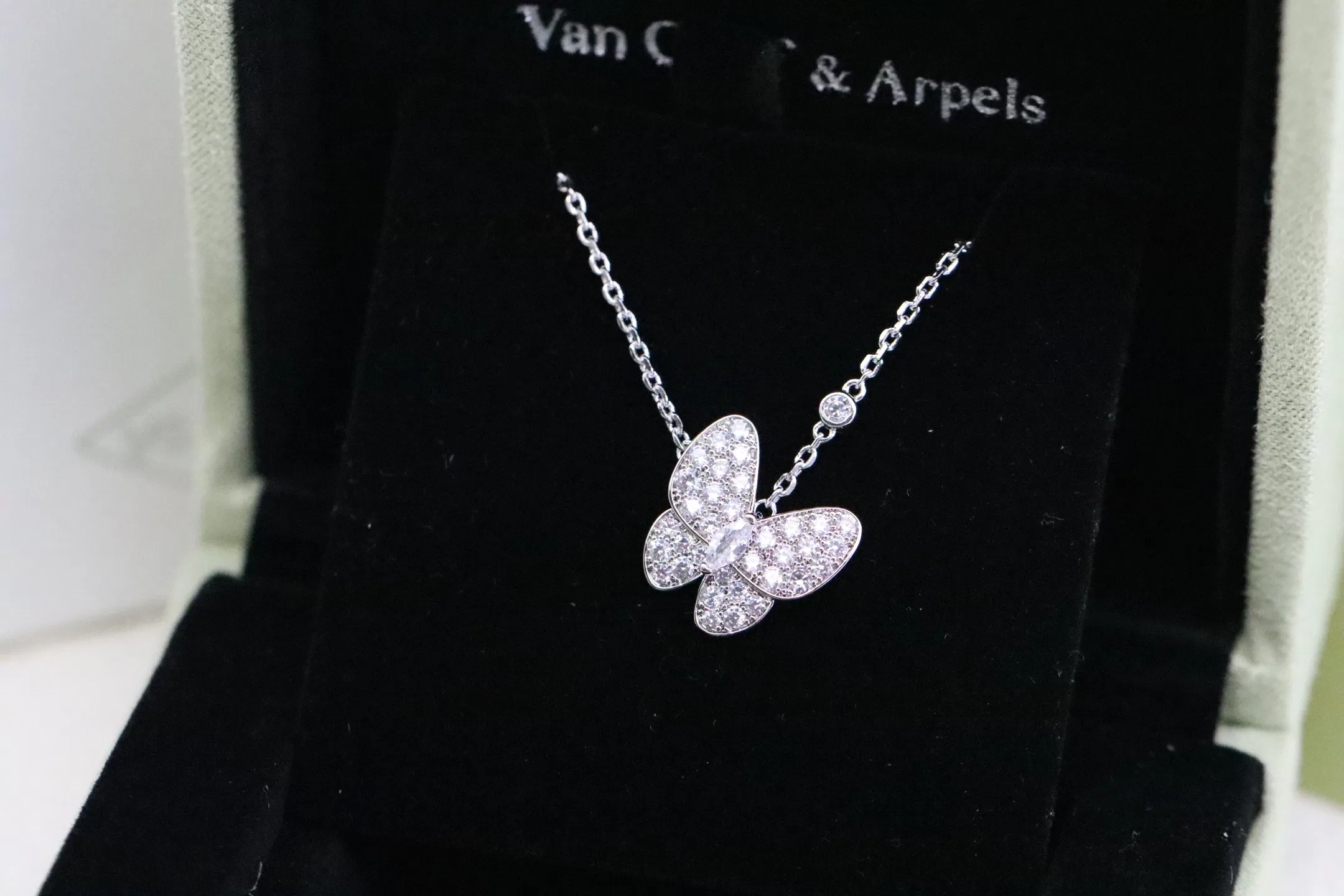 VANCLEEF 27FW AKOWINO 004 목걸이