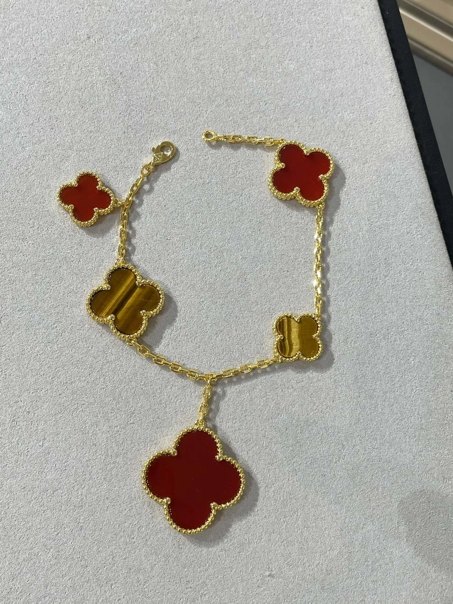 VANCLEEF 27FW AKOWINO 005 팔찌 4