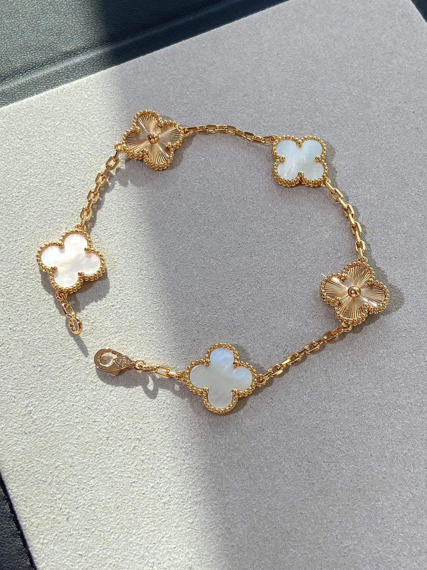 VANCLEEF 27FW LDOUGHM 001 팔찌 4