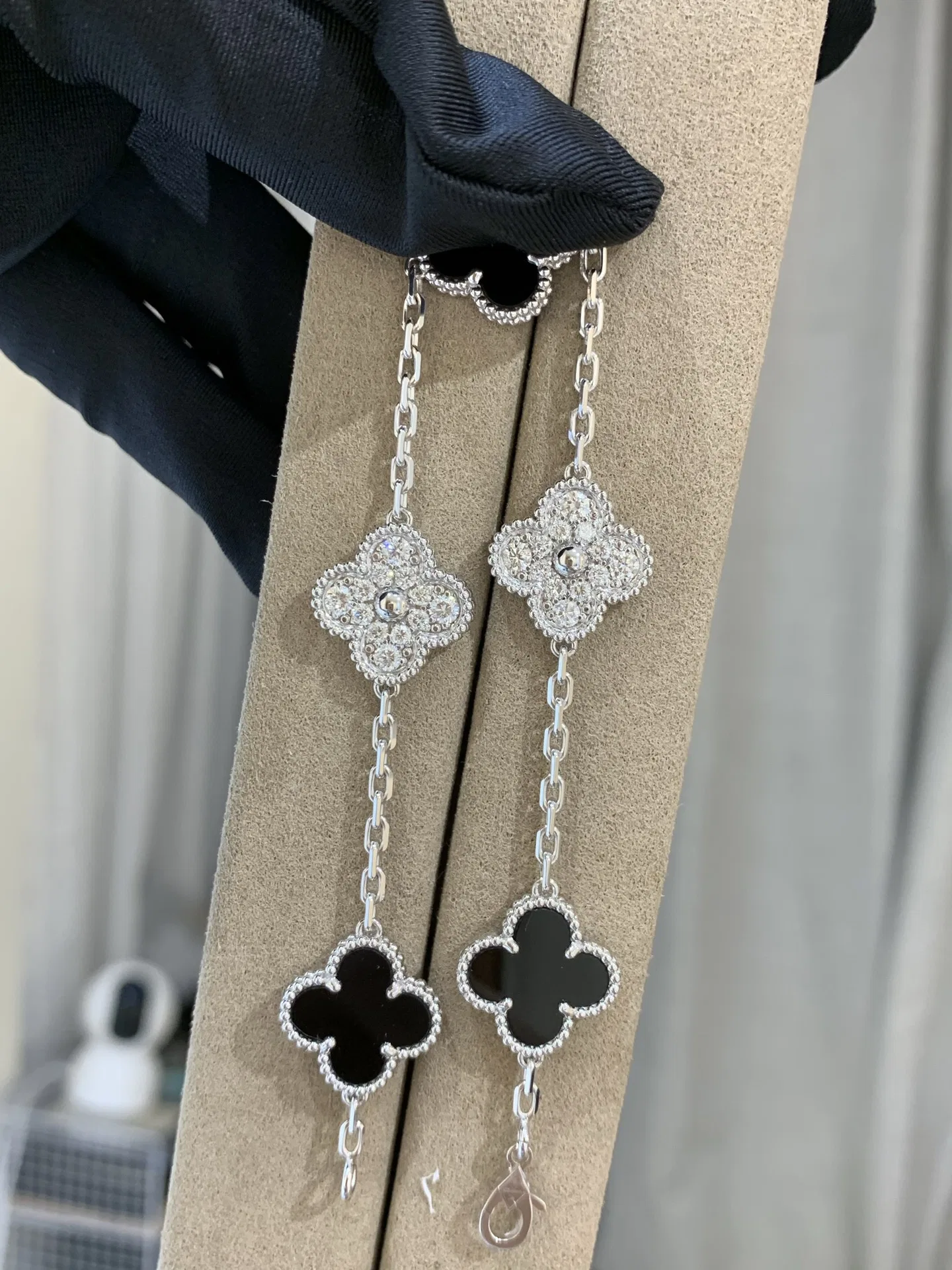 VANCLEEF 27FW LDOUGHM 004 팔찌 3