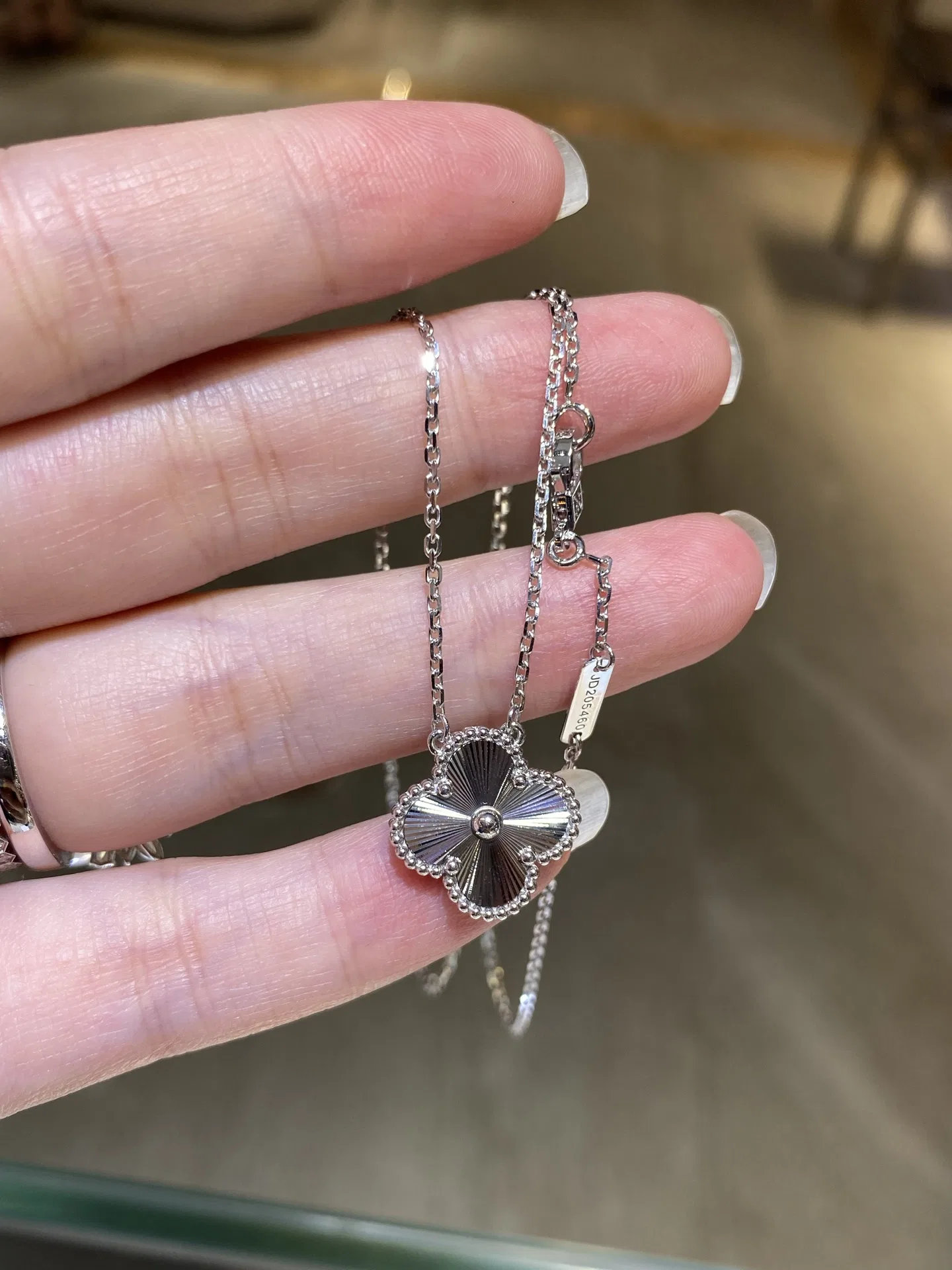 VANCLEEF 27FW LDOUGHM 014 목걸이 3
