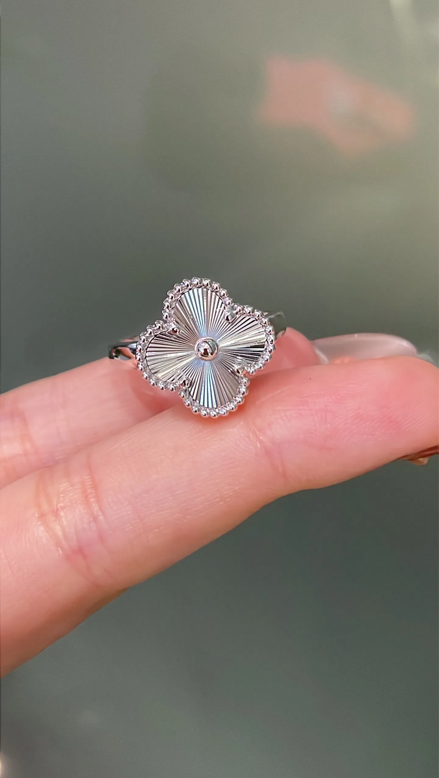 VANCLEEF 27FW LDOUGHM 022 팔찌 3