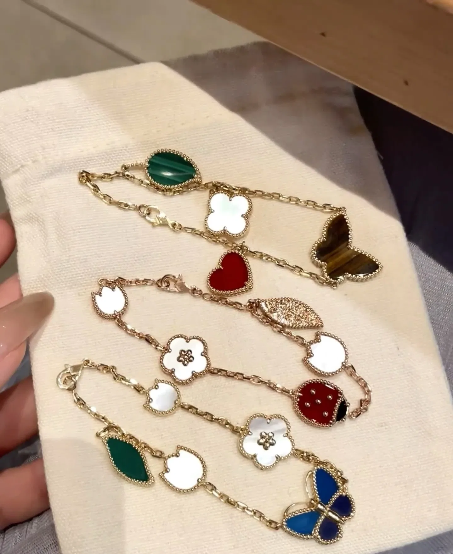 VANCLEEF 27FW LDOUGHM 024 팔찌 6