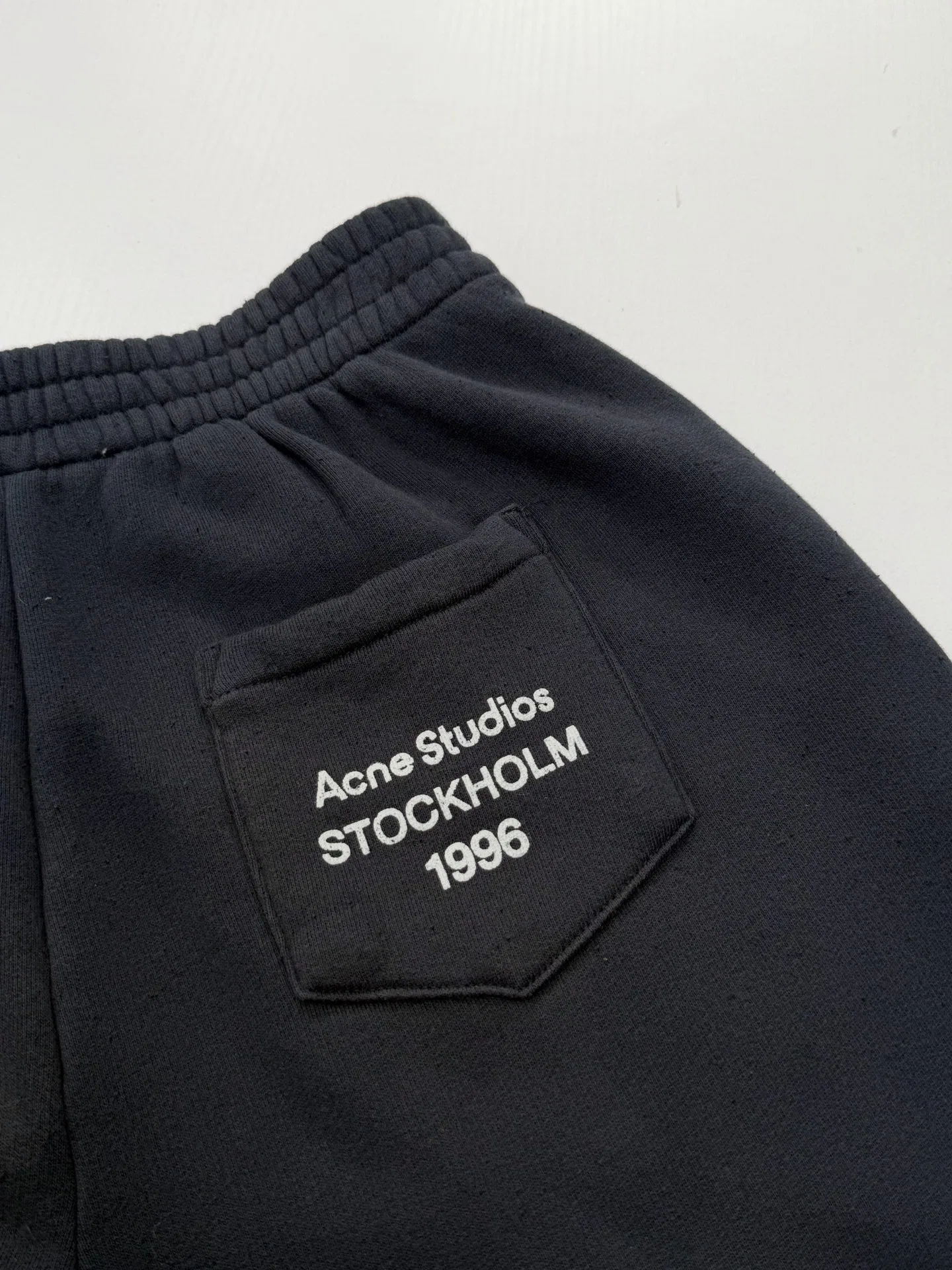 ACNE 27FW EUSEIHH 001 스웻팬츠 5