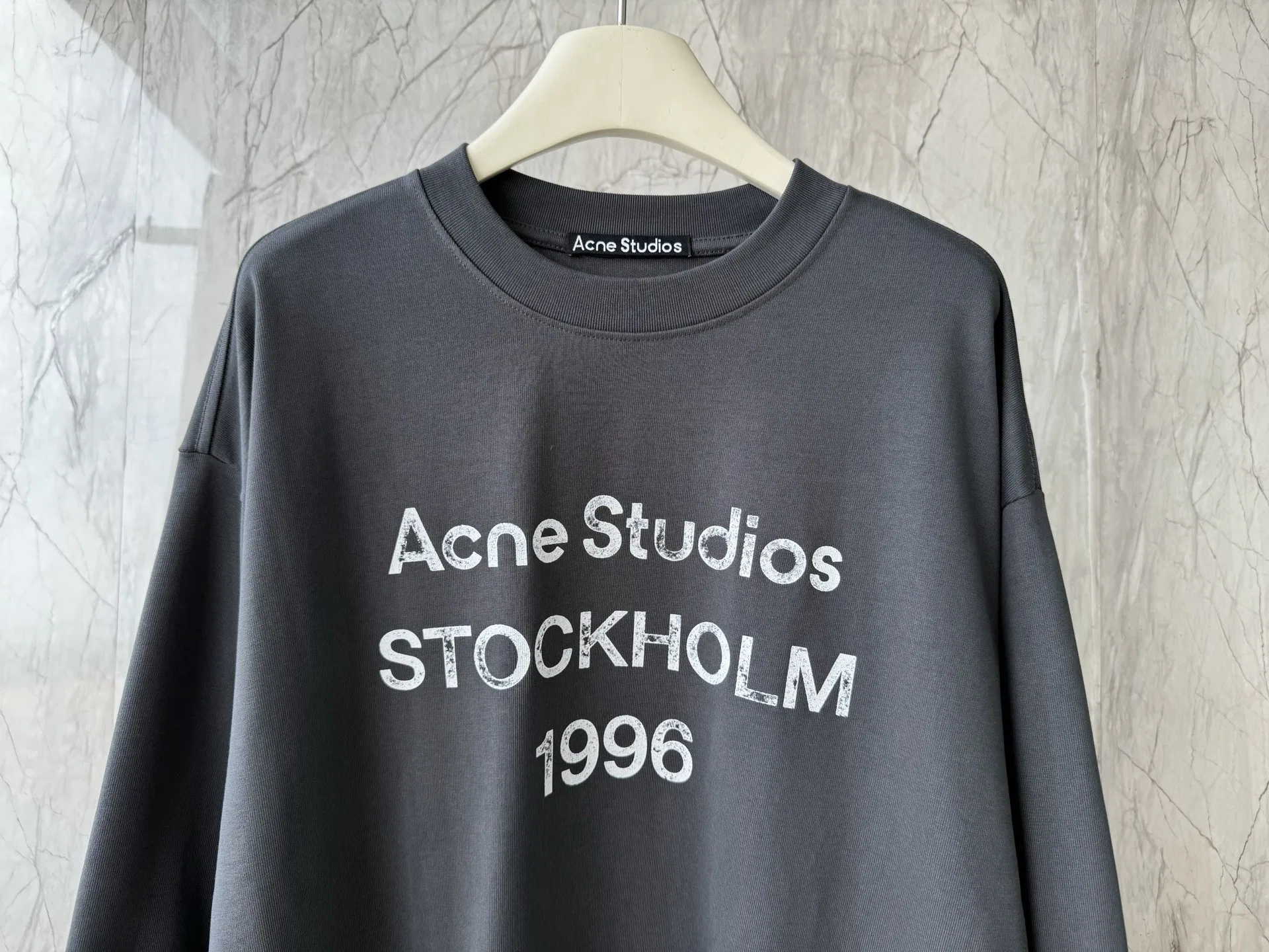 ACNE 27FW LCWKFBH 002 맨투맨 3