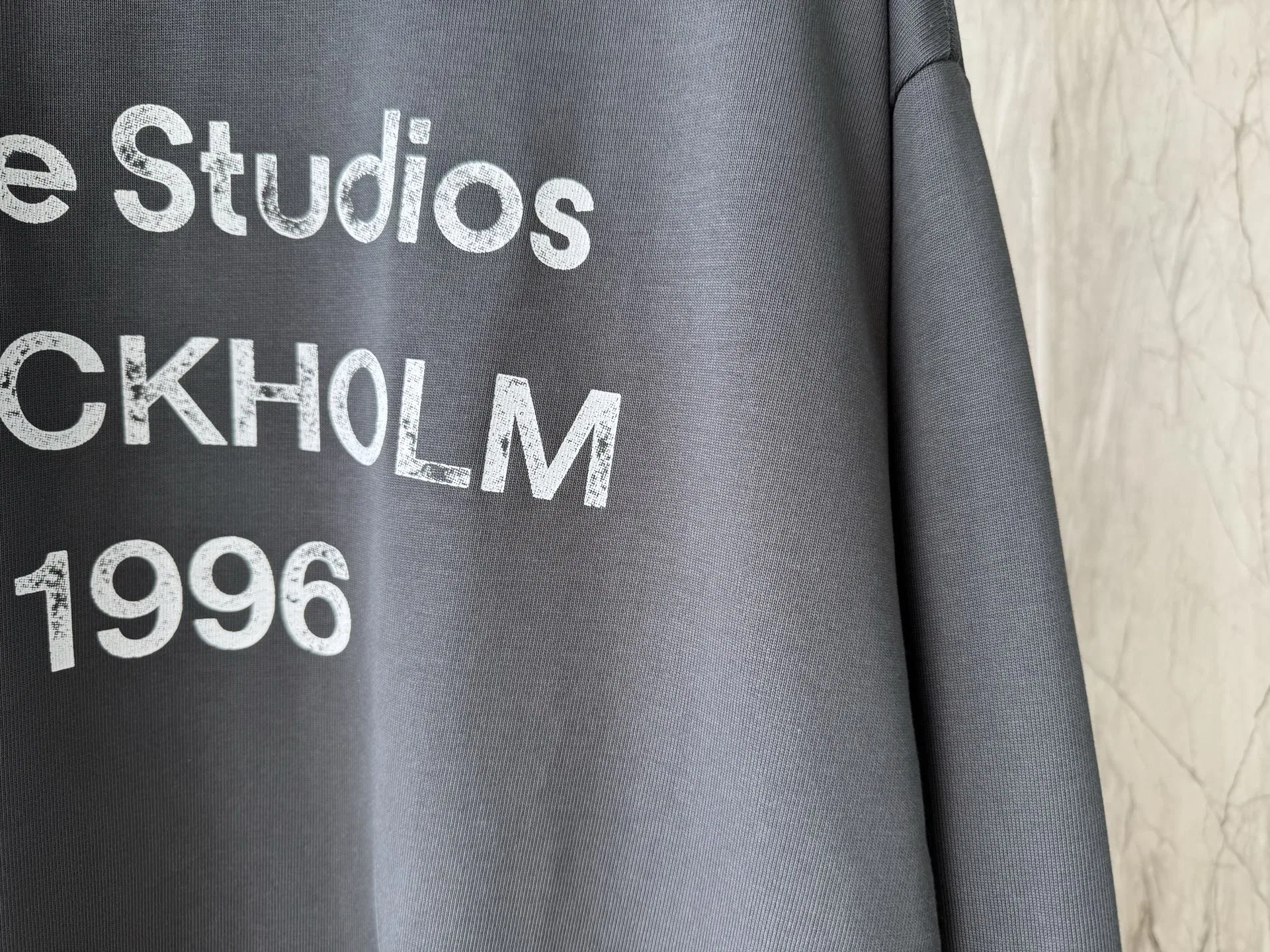 ACNE 27FW LCWKFBH 002 맨투맨 4