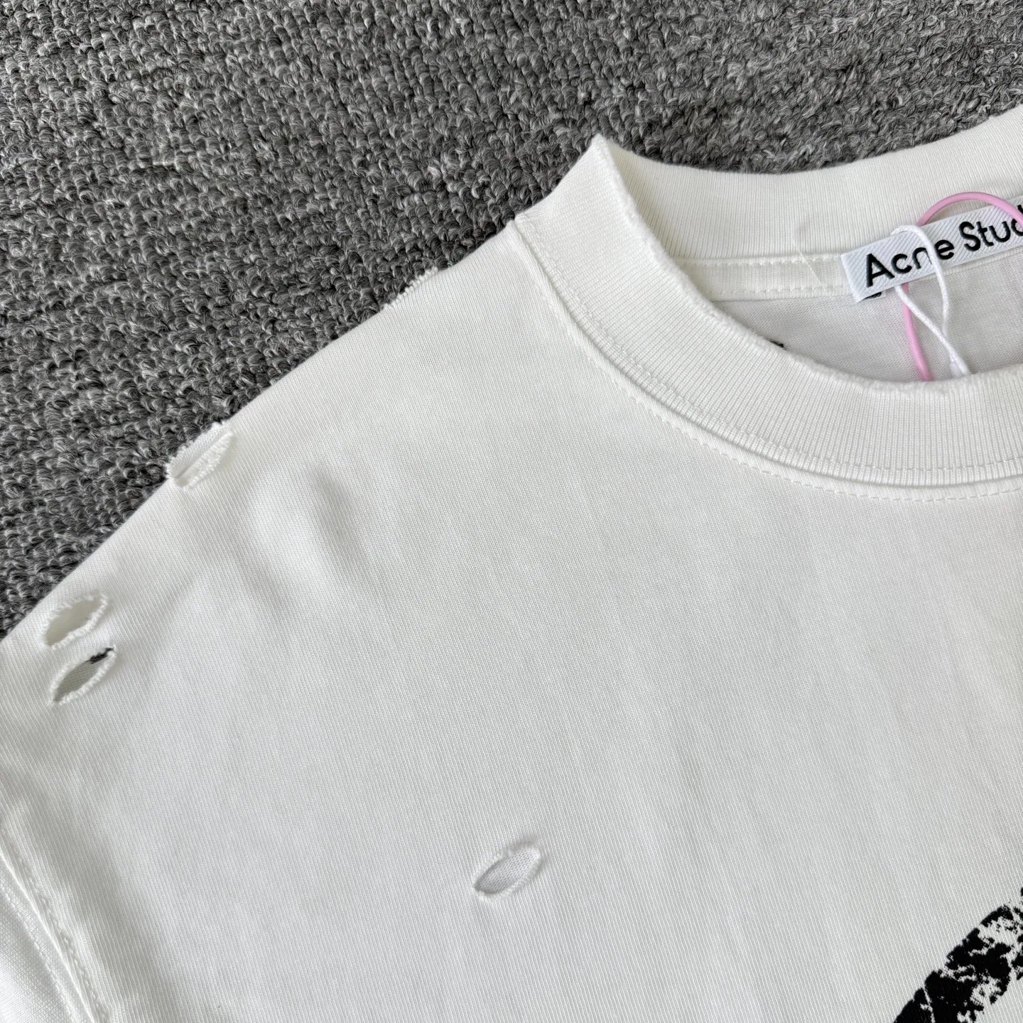 ACNE 27FW OGLIRMF 001 반팔티셔츠 4