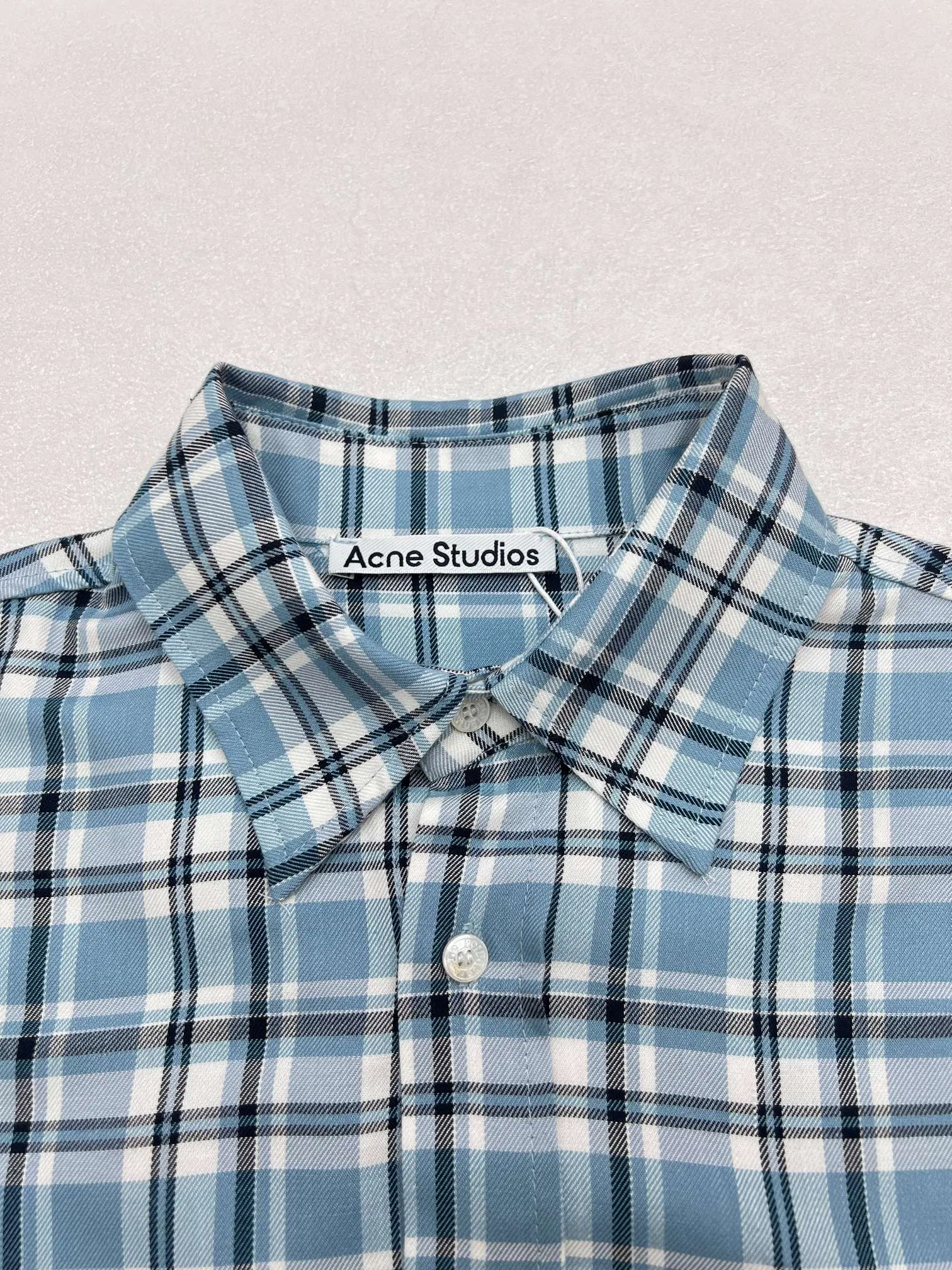 ACNE 27FW OGLIRMF 013 반팔셔츠 3